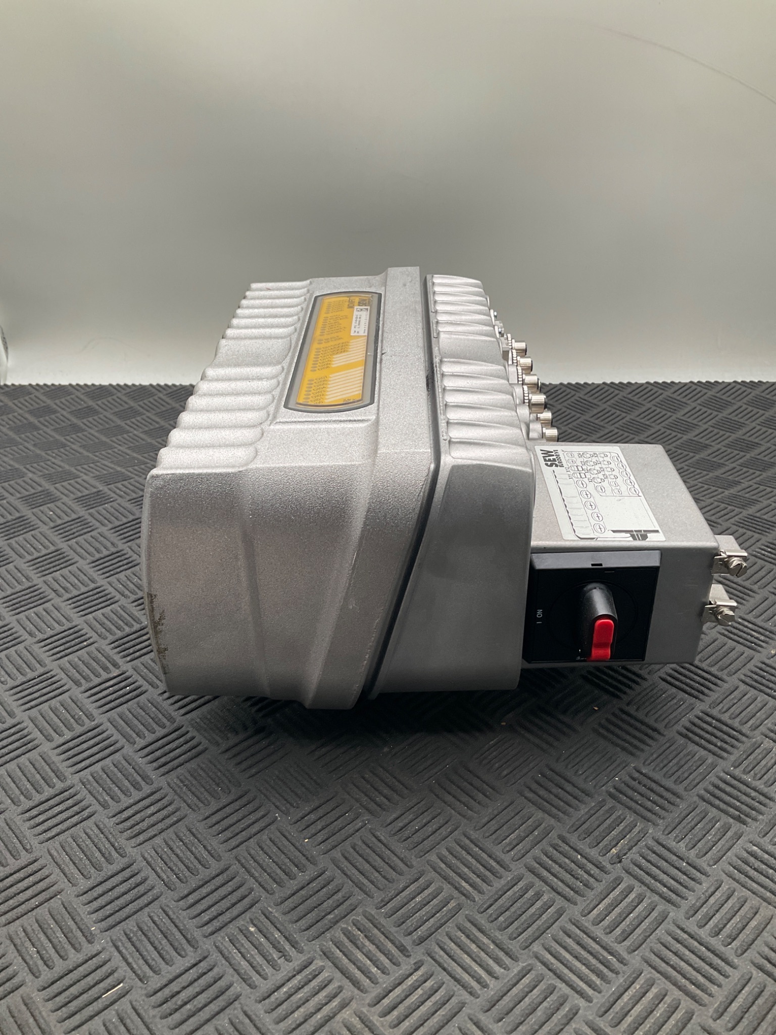 SEW EURODRIVE MTF11A007‑503‑E20A‑15 MOVIFIT Decentralized Inverter Drive USED 4