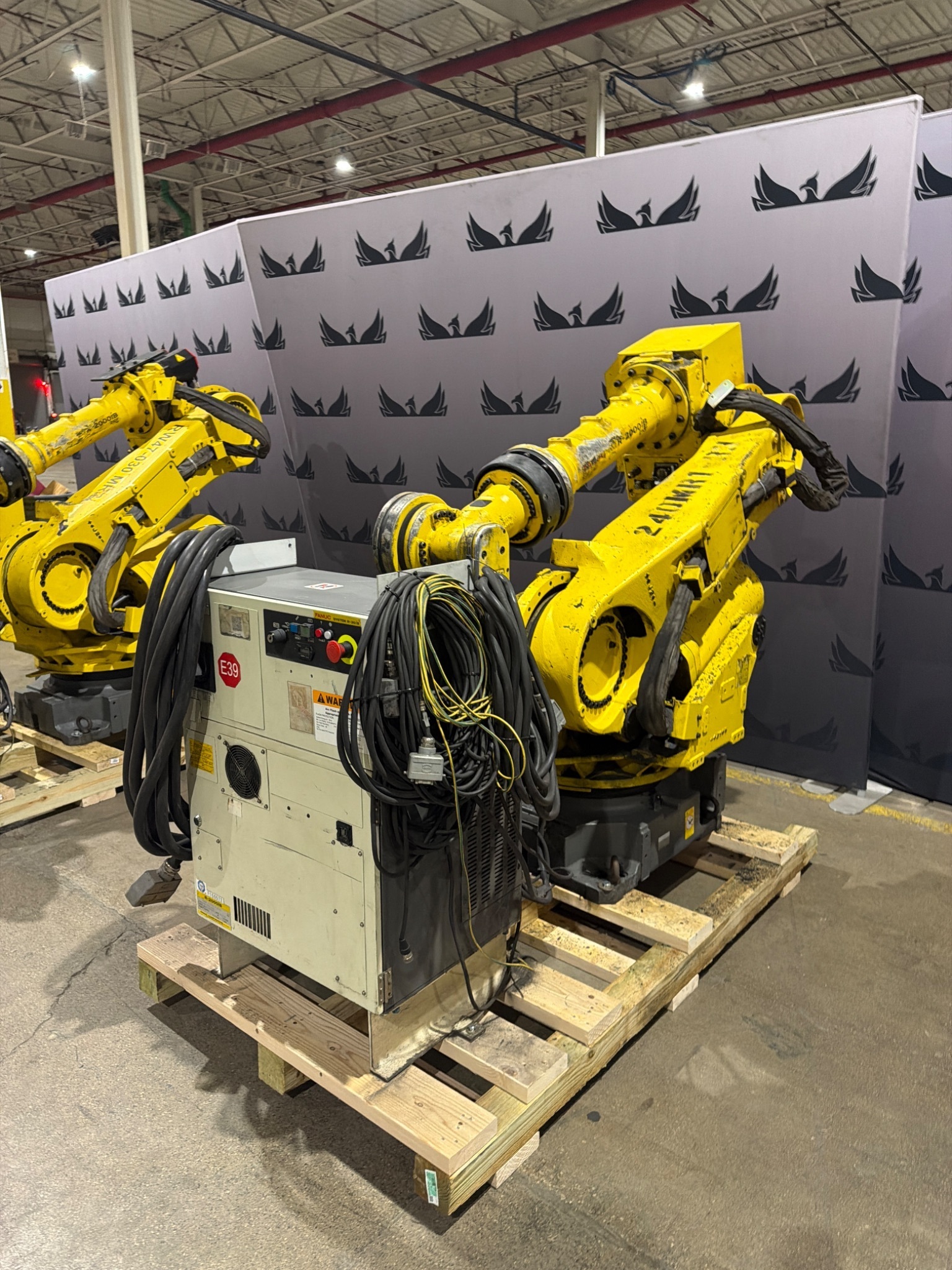 FANUC R-2000iB/210F Complete w/ R-30iB Controls USED 0