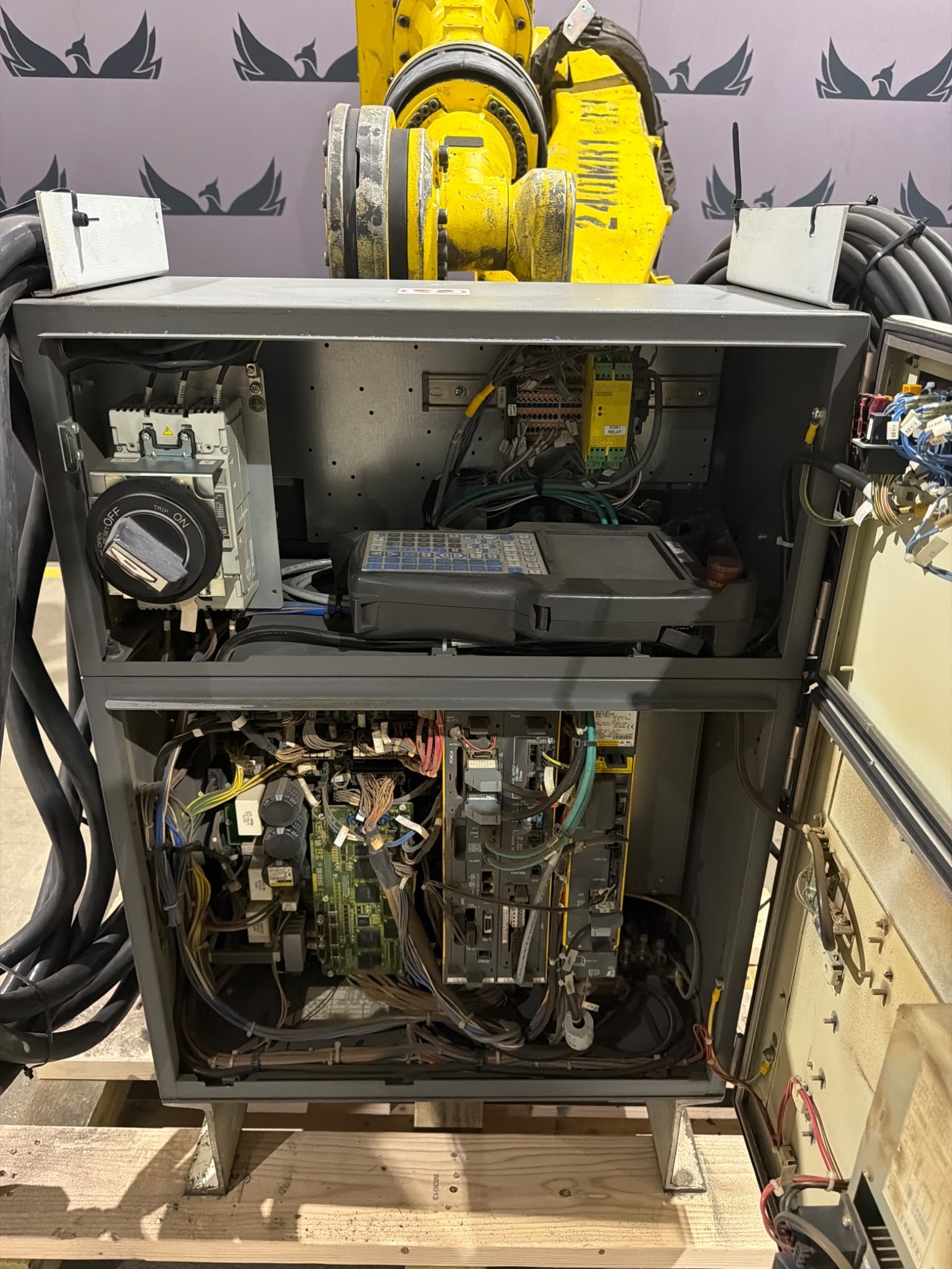FANUC R-2000iB/210F Complete w/ R-30iB Controls USED 6