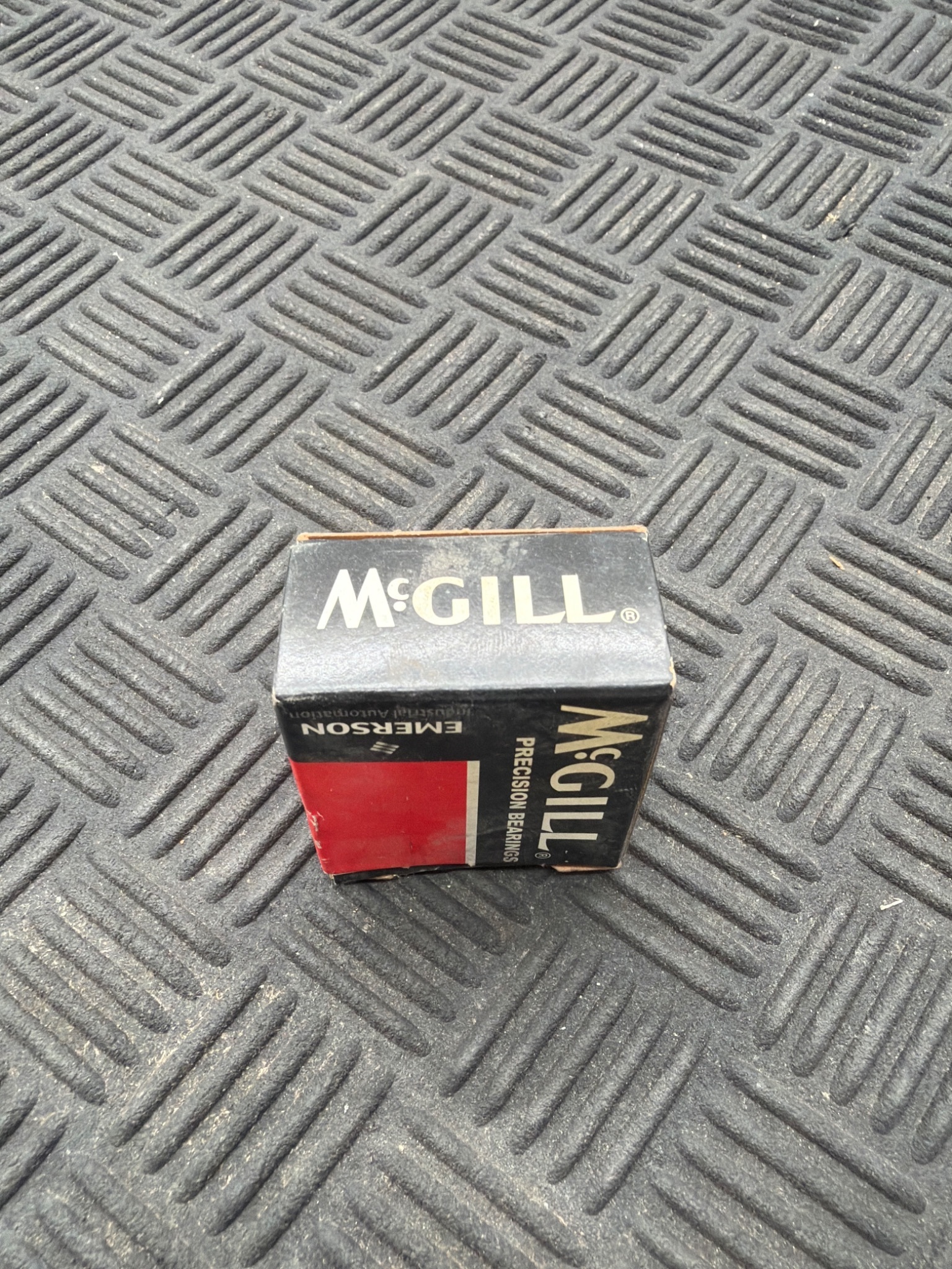 MCGILL CYR 3/4 S Cam Yoke Roller NEW 2