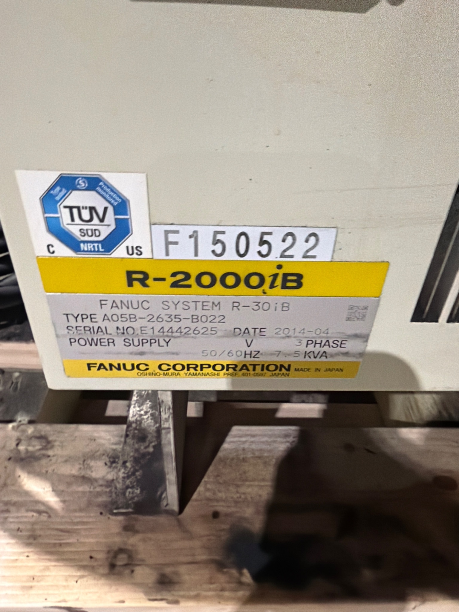 FANUC R‑2000iB/210F Complete w/ R‑30iB Controller USED 6