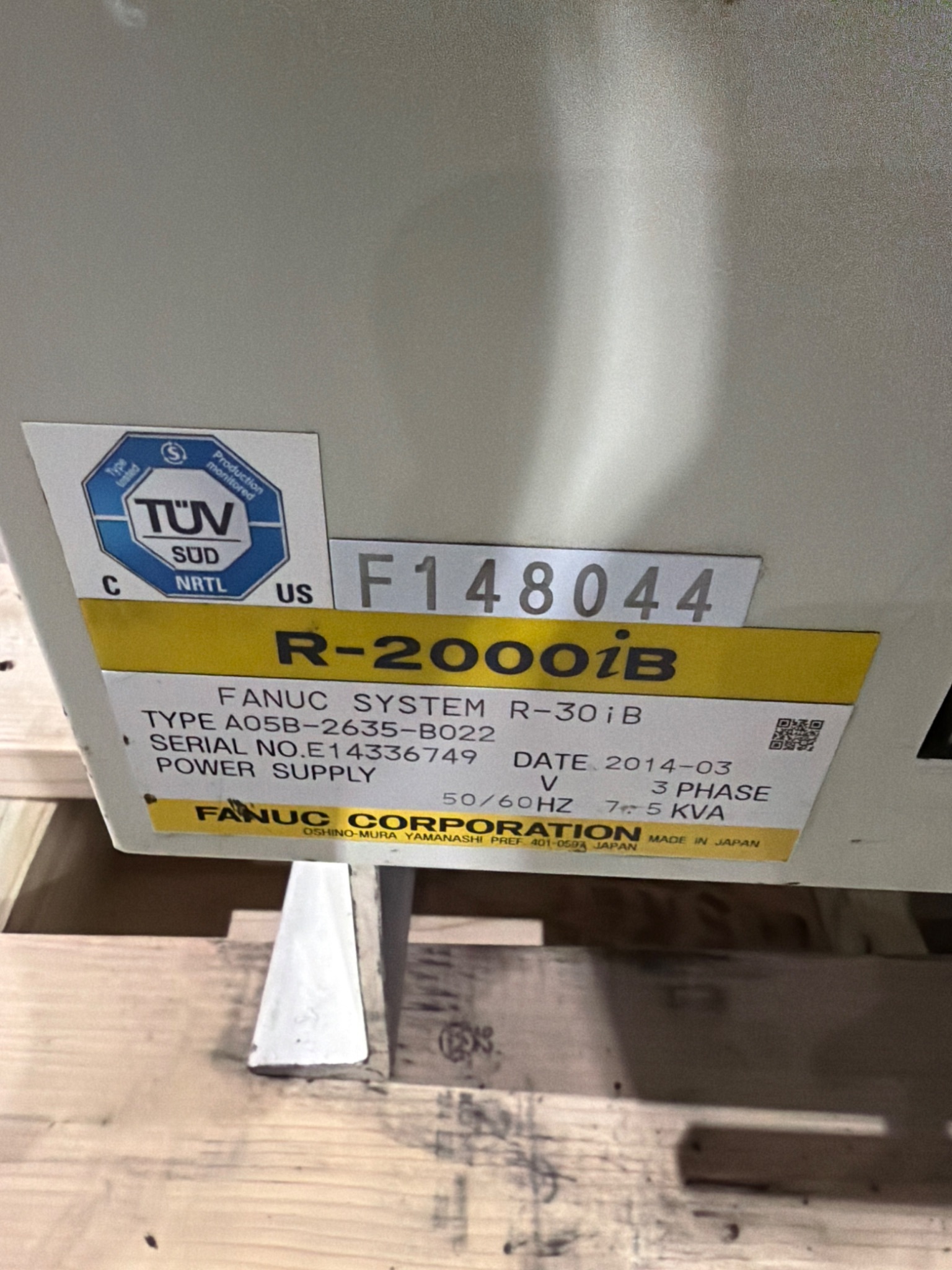 FANUC R‑2000iB/210F Complete w/ R‑30iB Controller USED 6