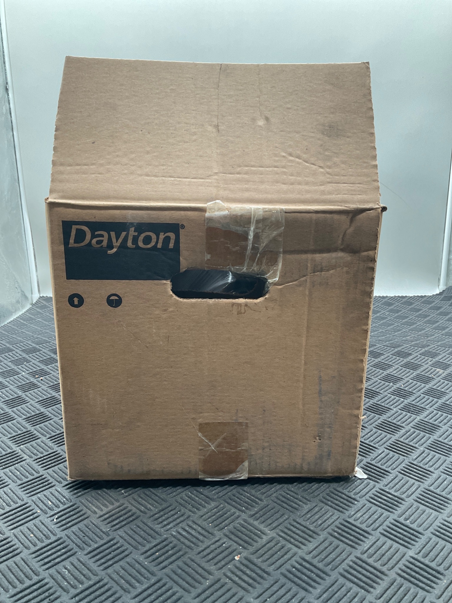 DAYTON 6K122BA 1/2 HP 1‑Phase General Purpose Motor NEW 4