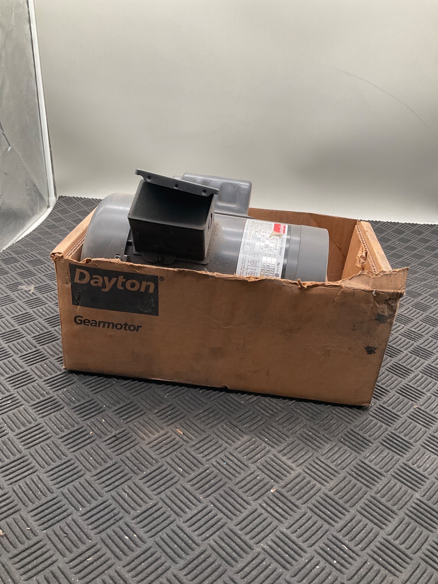DAYTON 6K702N 1.5 HP General Purpose Motor USED 2