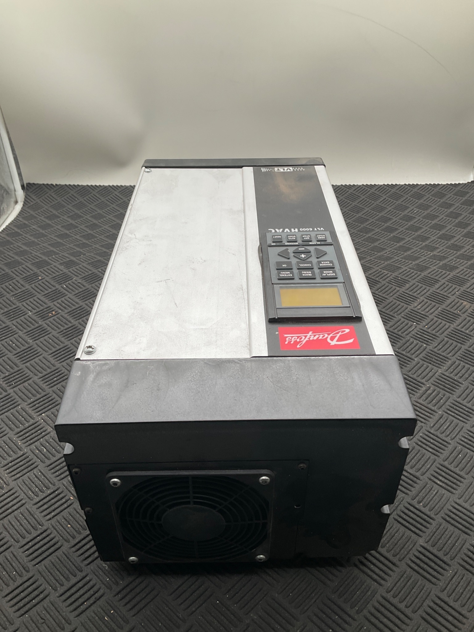 DANFOSS 175Z7049 VLT6000 HVAC Variable Frequency Drive USED 3
