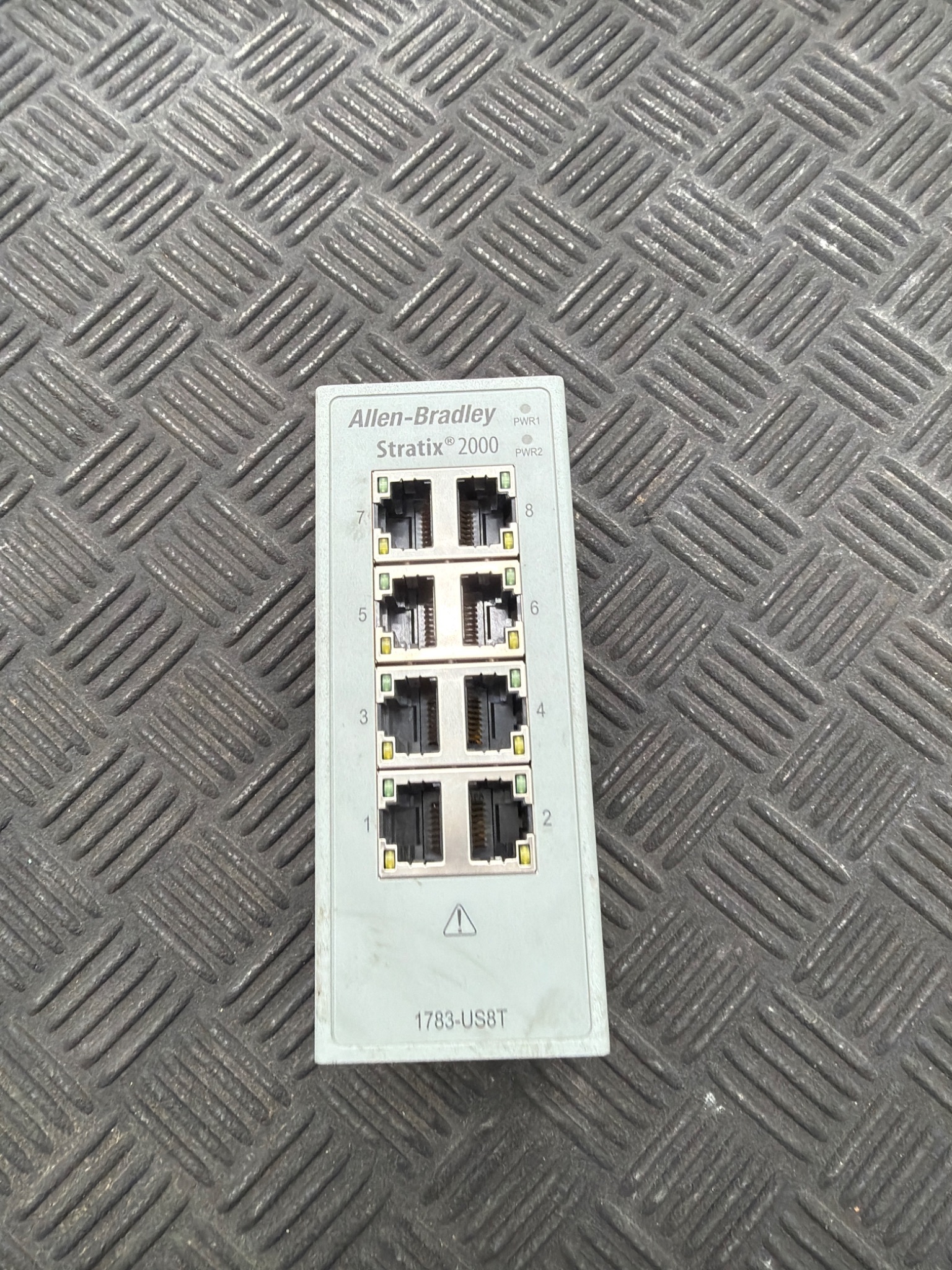 ALLEN BRADLEY 1783‑US8T Stratix 2000 Ethernet Switch USED 0