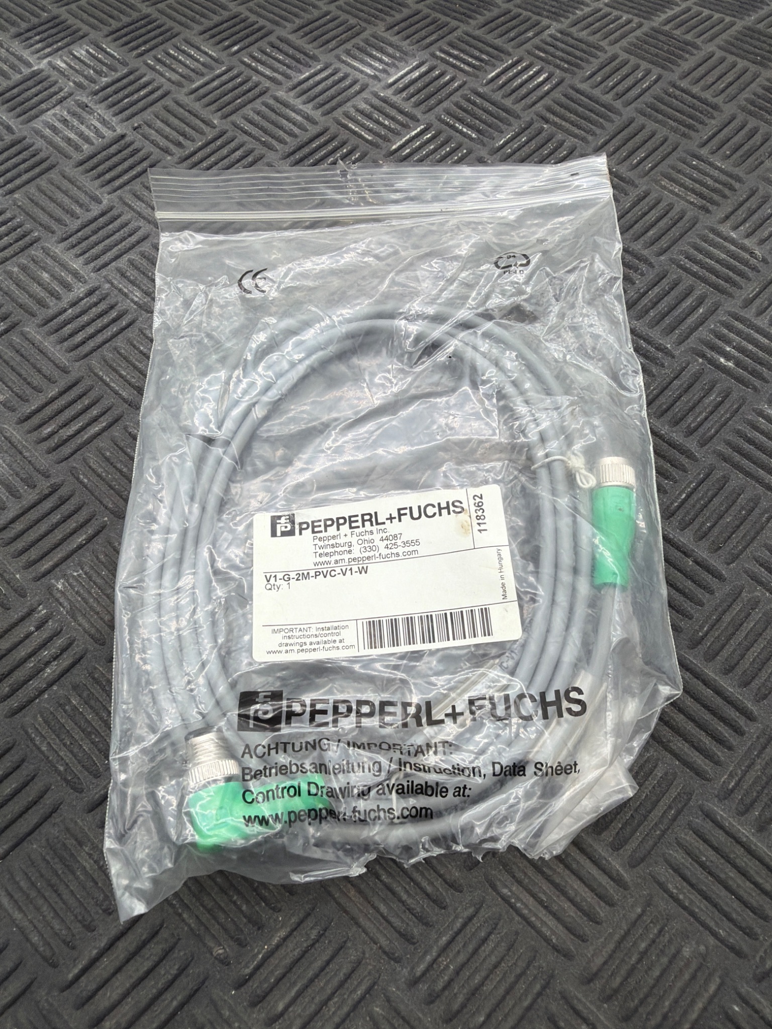 PEPPERL+FUCHS V1‑G‑2M‑PVC‑V1‑W 4‑Pin M12 Connection Cable NEW 0