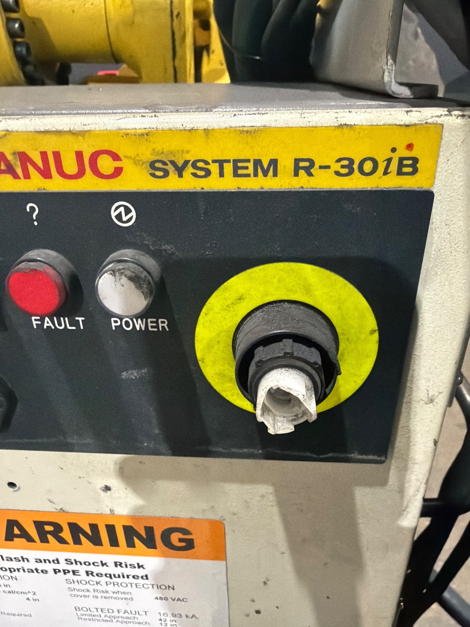 FANUC R‑2000iB/210F Complete w/ R‑30iB Controller USED 7