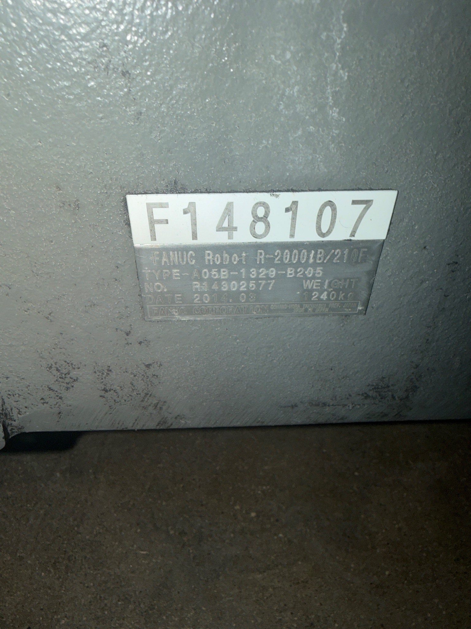 FANUC R‑2000iB/210F Complete w/ R‑30iB Controller USED 12