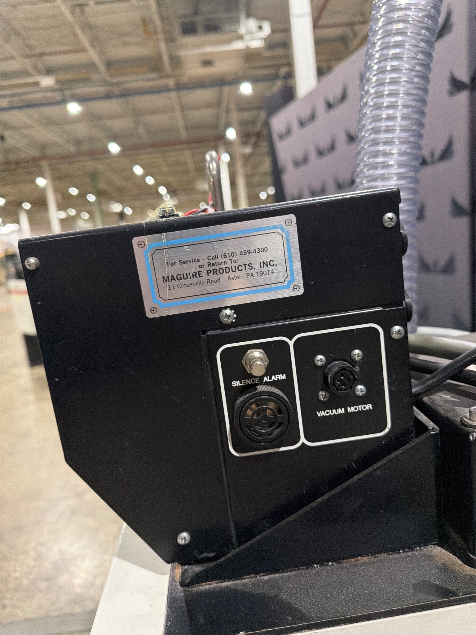 MAGUIRE MLS-580 CLEAR VU LOADING SYSTEM 5HP VACUUM LOADER USED 4