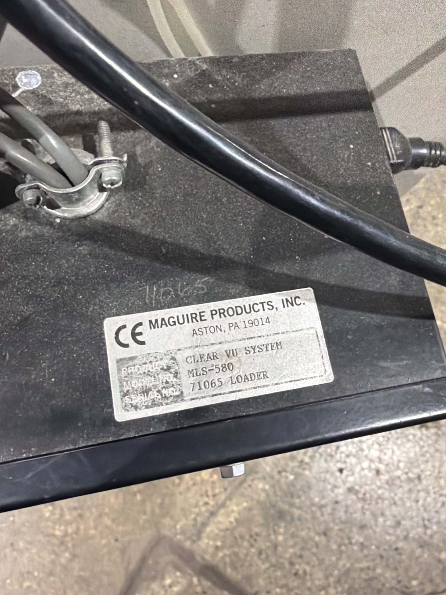 MAGUIRE MLS-580 CLEAR VU LOADING SYSTEM 5HP VACUUM LOADER USED 6