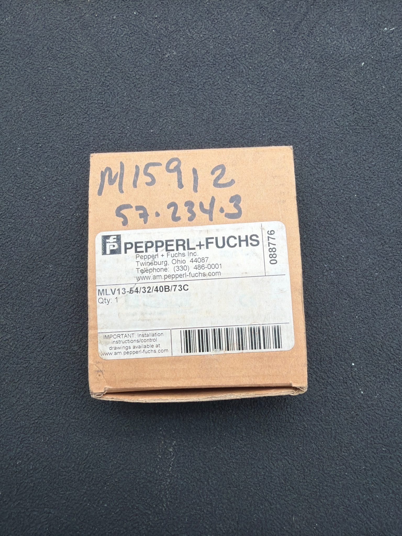 PEPPERL+FUCHS MLV13-54/32/40B/73C Photoelectric Sensor NEW 0