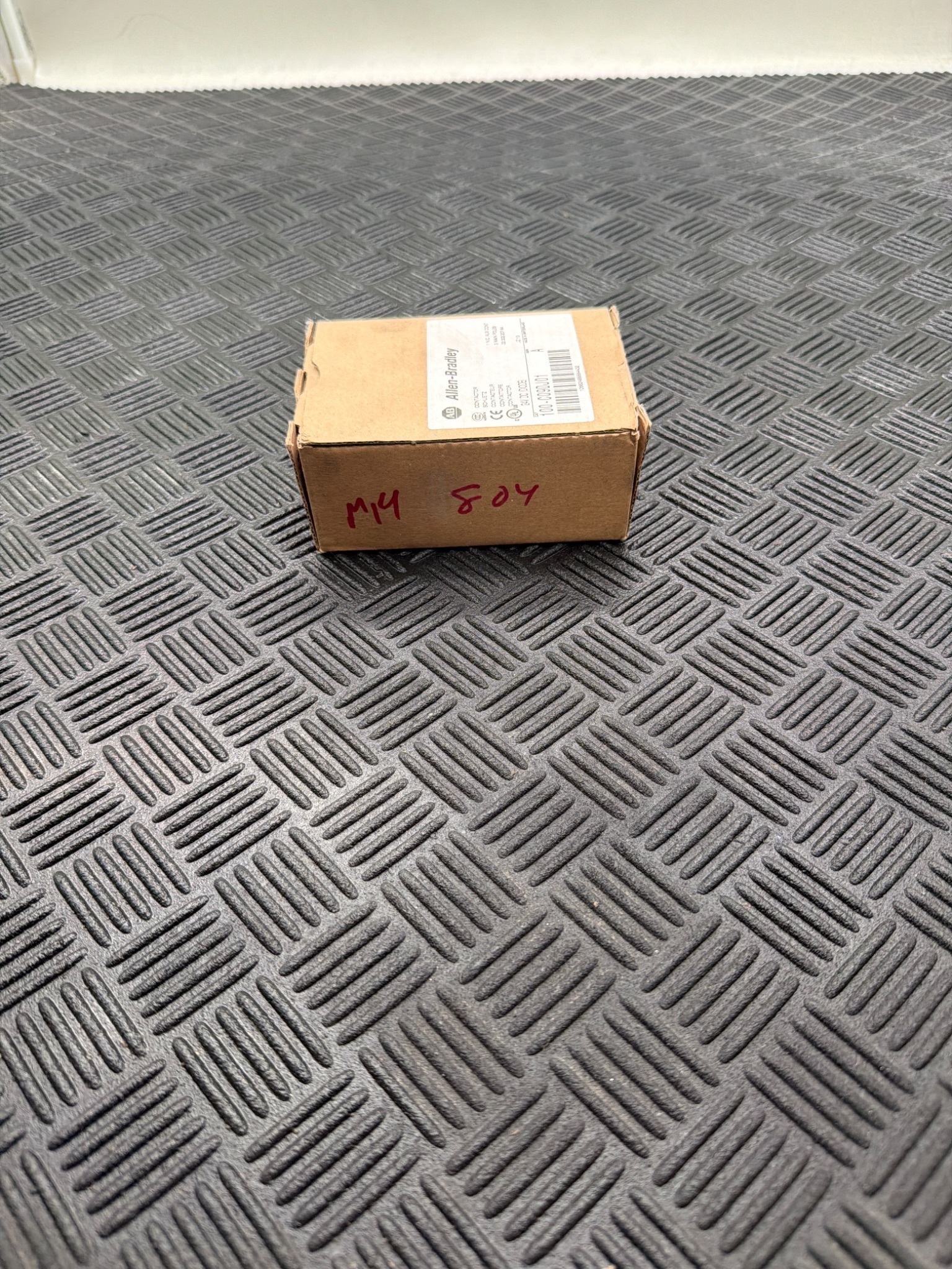 ALLEN BRADLEY 100‑C09DJ01 Contactor NEW 2