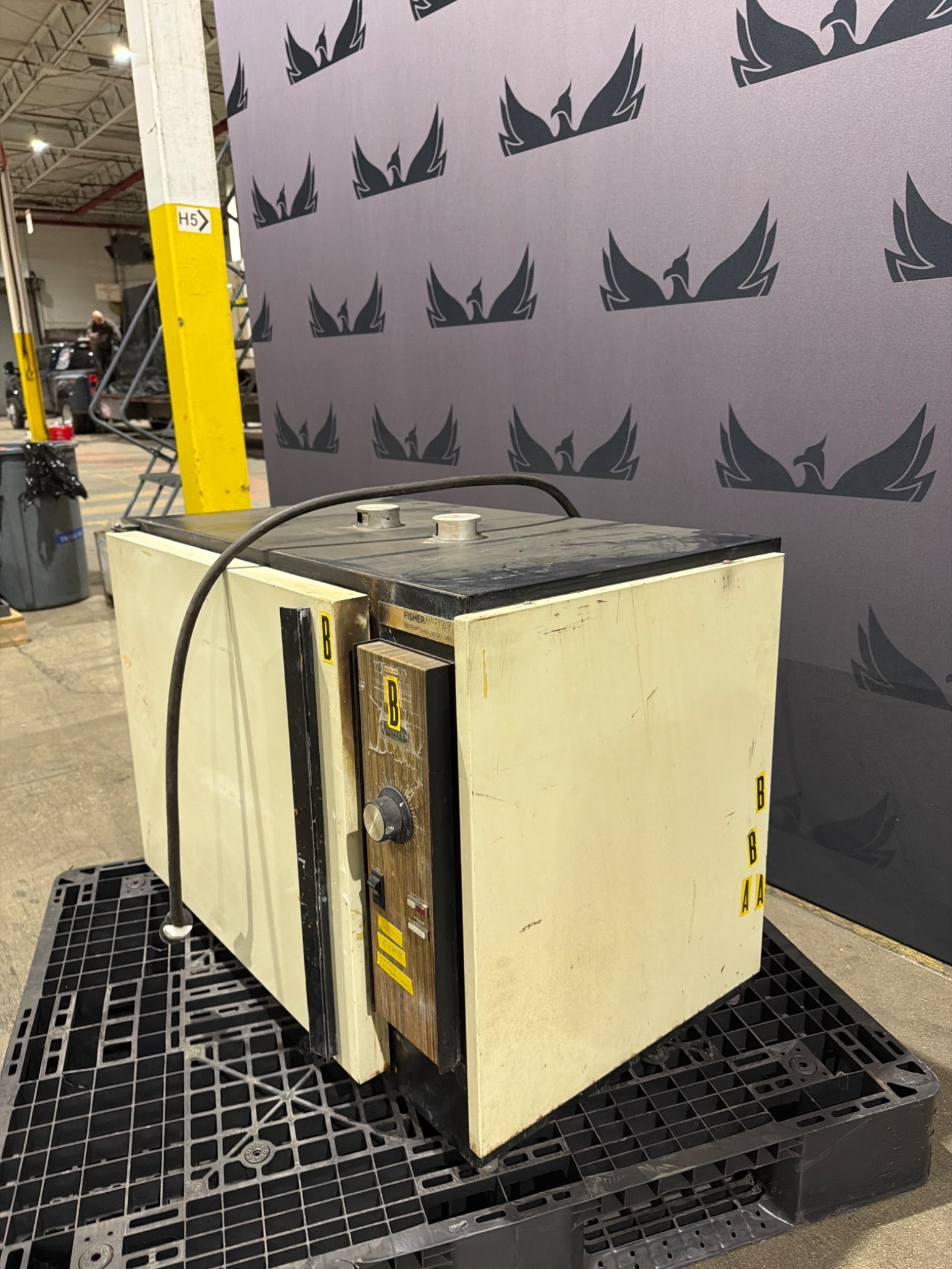 FISHER SCIENTIFIC 349 Isotemp Industrial Oven USED 1