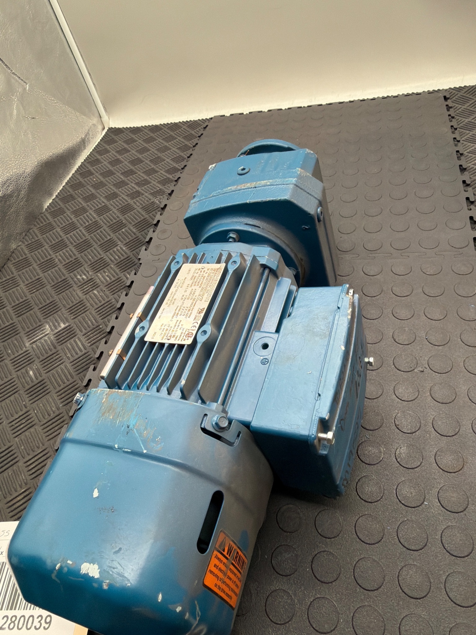 SEW EURODRIVE RF37 DRE80M4BE1HR/TF Gearmotor USED 5