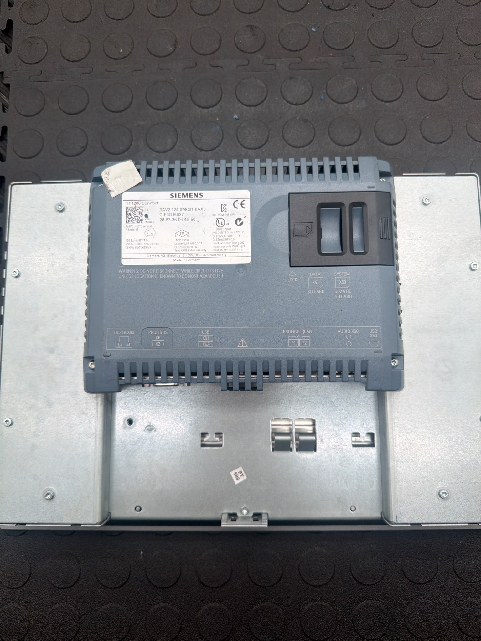 SIEMENS 6AV2 124‑0MC01‑0AX0 SIMATIC TP1200 Comfort HMI USED 2