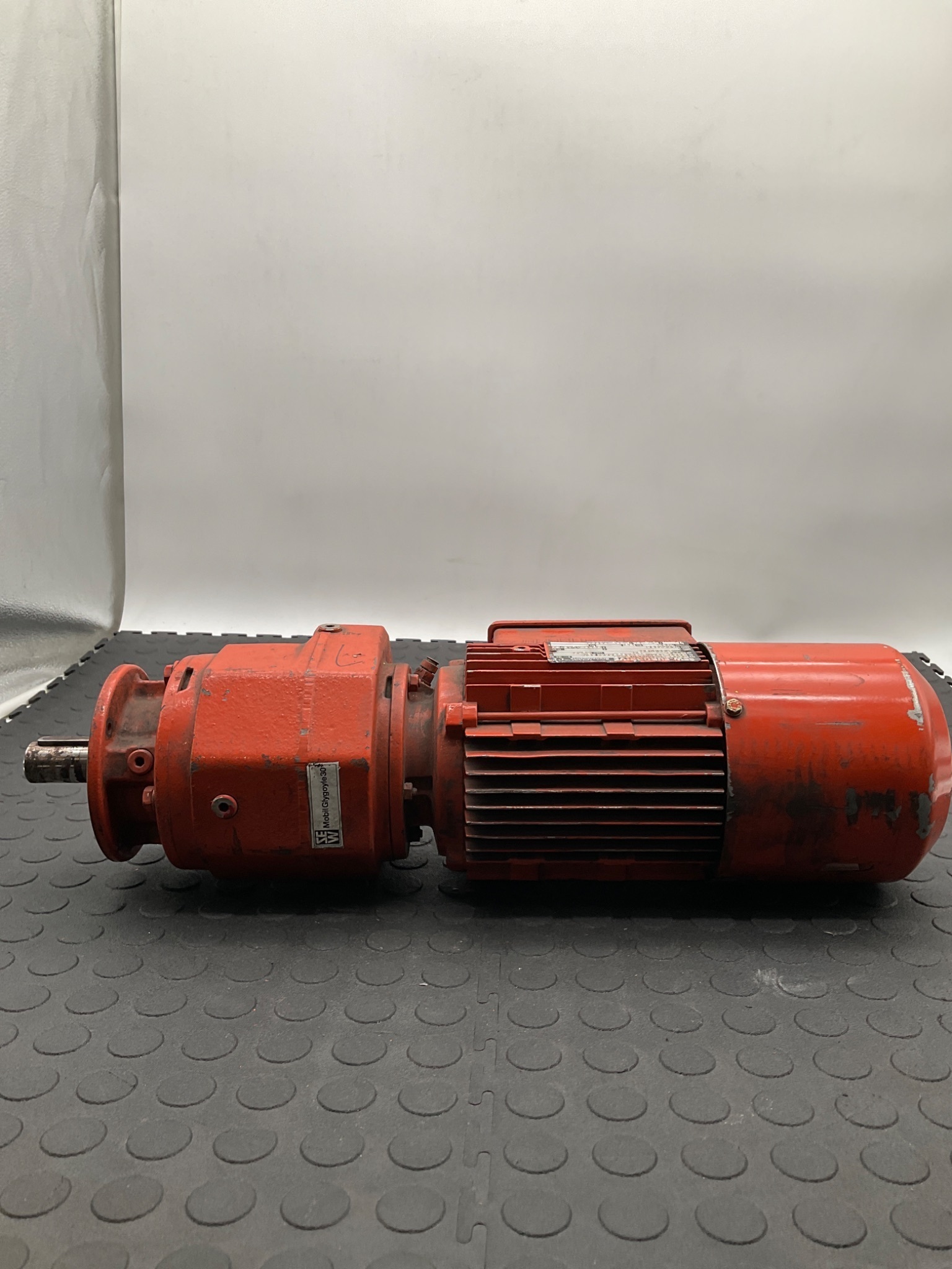 SEW EURODRIVE RF43 DT80N4BMG/TF Gearmotor USED 4