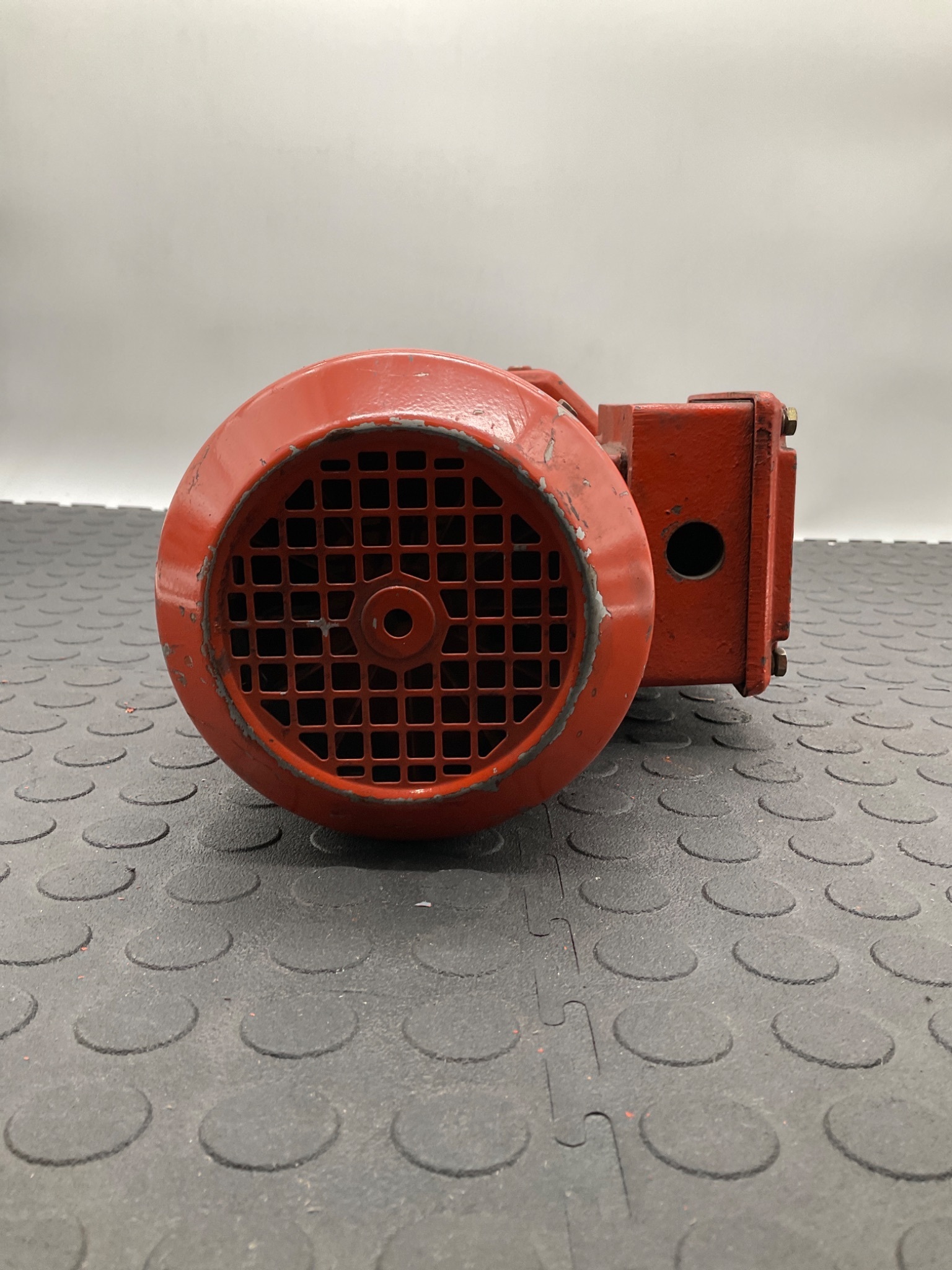 SEW EURODRIVE RF43 DT80N4BMG/TF Gearmotor USED 5