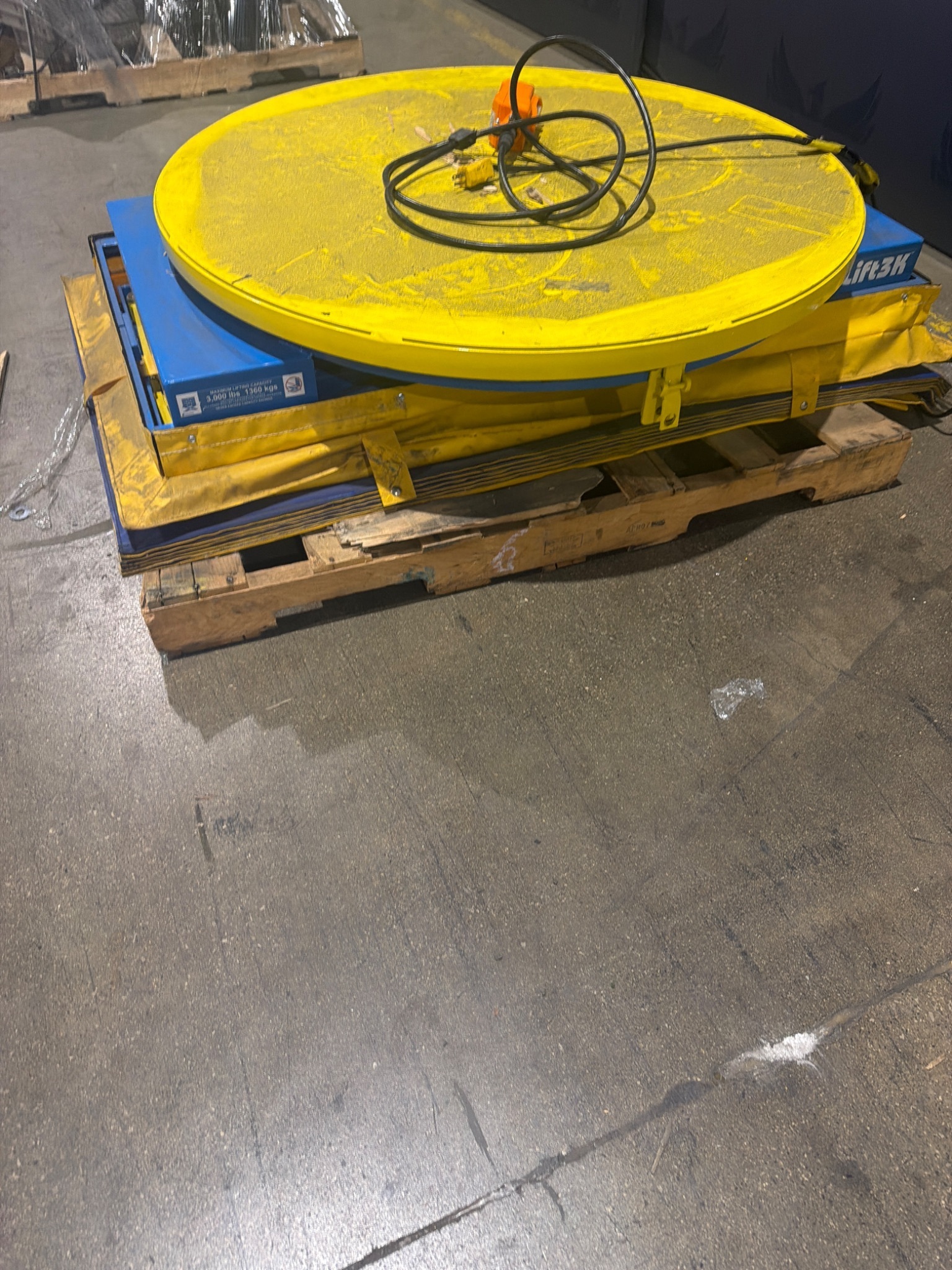 BISHAMON OPTIMUS L3K‑TT Pallet Positioner USED 3
