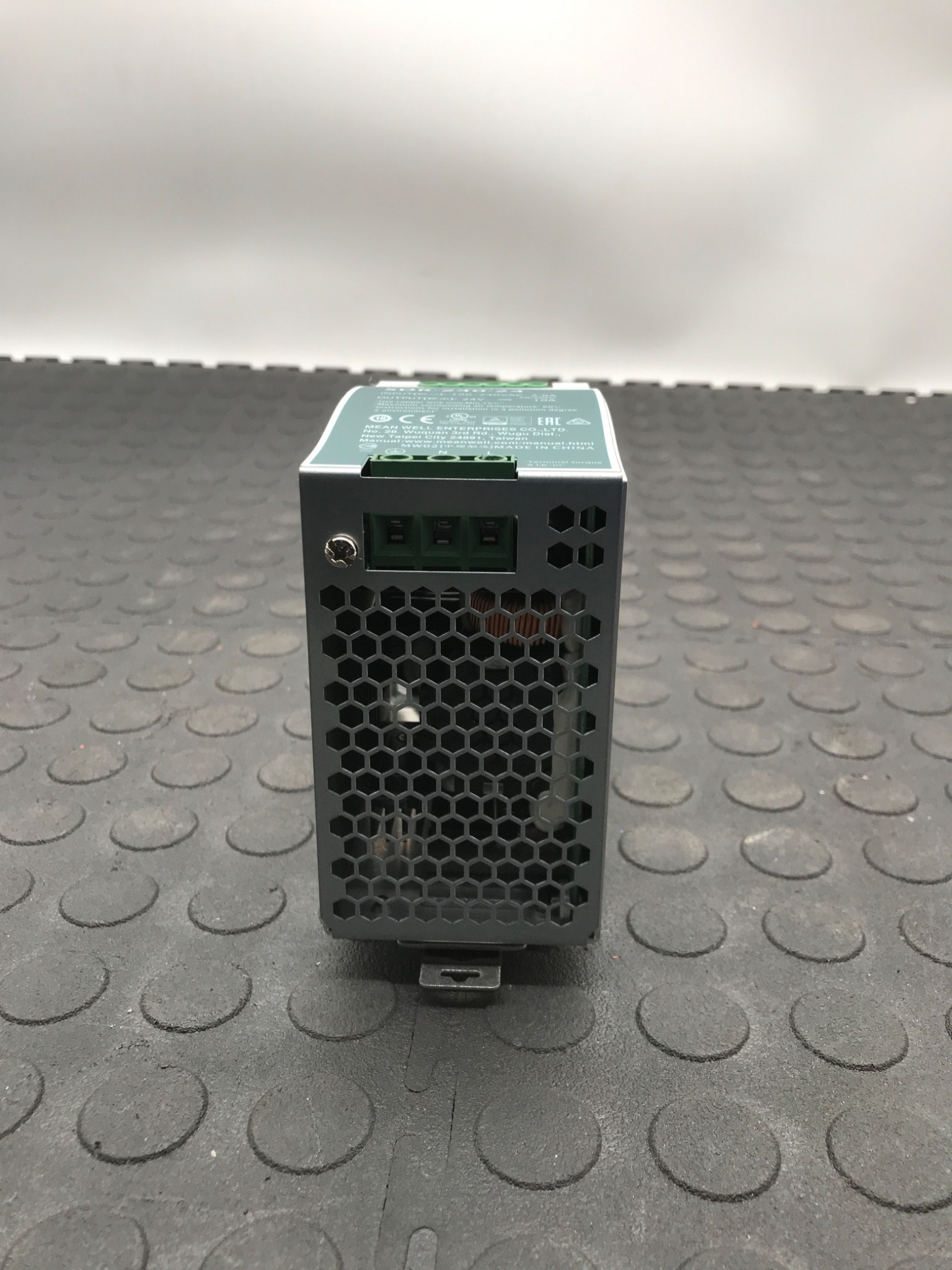 MEAN WELL SDR‑240‑24 24VDC Industrial Power Supply USED 1
