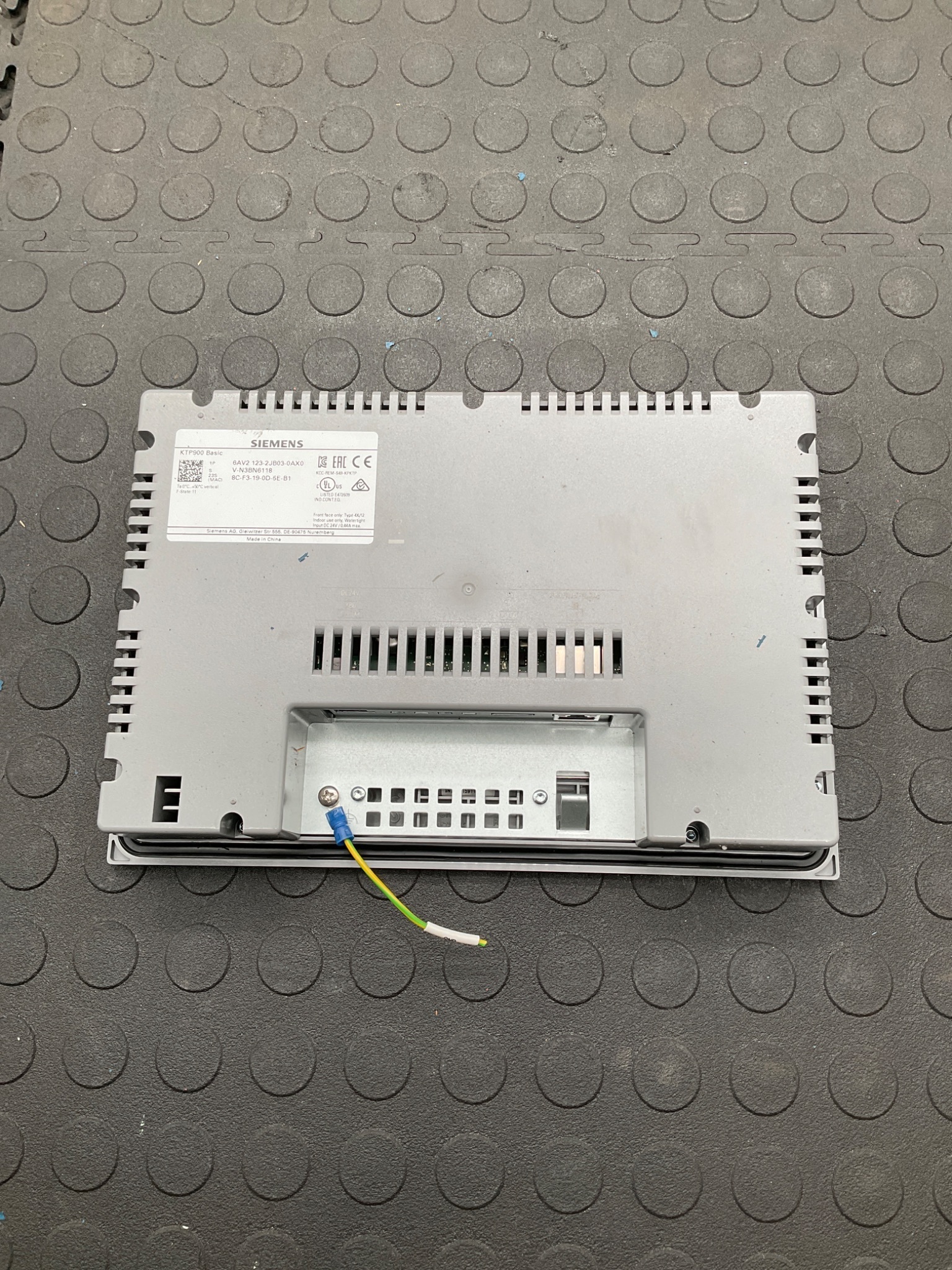 SIEMENS 6AV2123-2JB03-0AX0 KTP900 Basic Touch Panel HMI USED 2