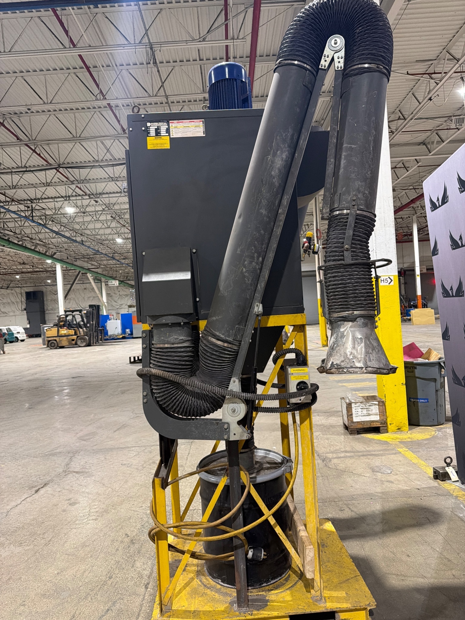 Diversi‑Tech FRED Dual‑Arm Portable Fume Extractor USED 2