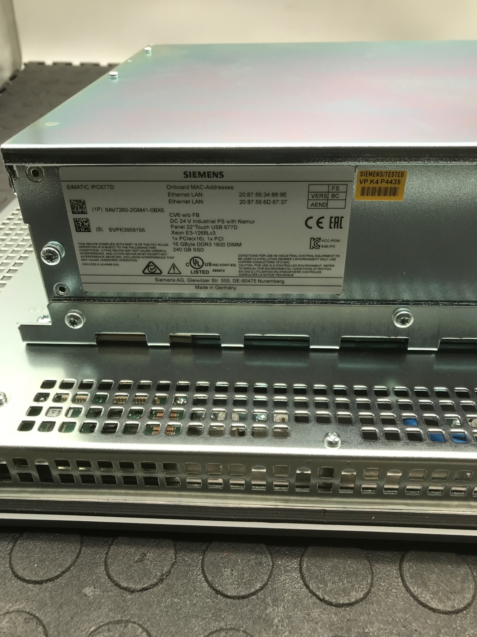 SIEMENS 6AV7260-2GM41-0BX6 SIMATIC IPC677D 22" Touch Panel USED 5