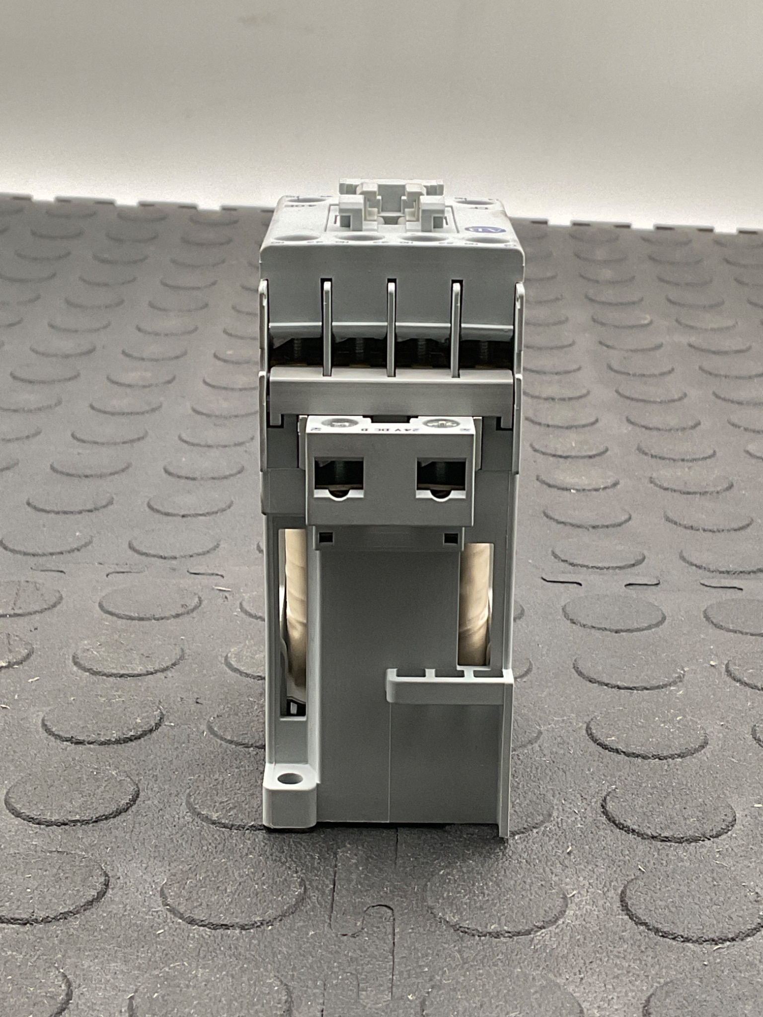 ALLEN BRADLEY 700‑CF400DJ 24VDC 4‑Pole Control Relay NEW 3
