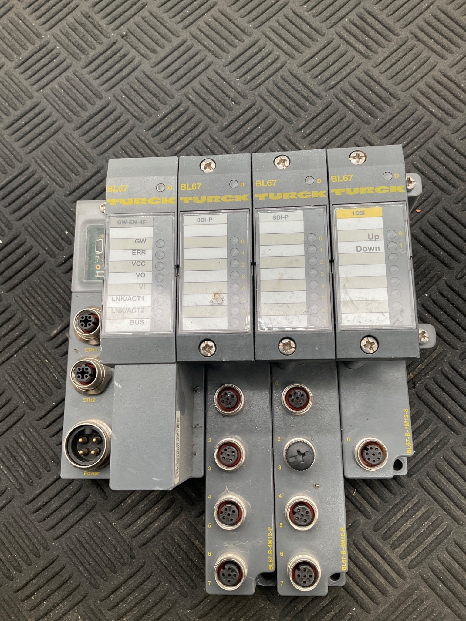 TURCK BL67‑GW‑EN‑4F Modular Ethernet I/O Gateway System USED 0