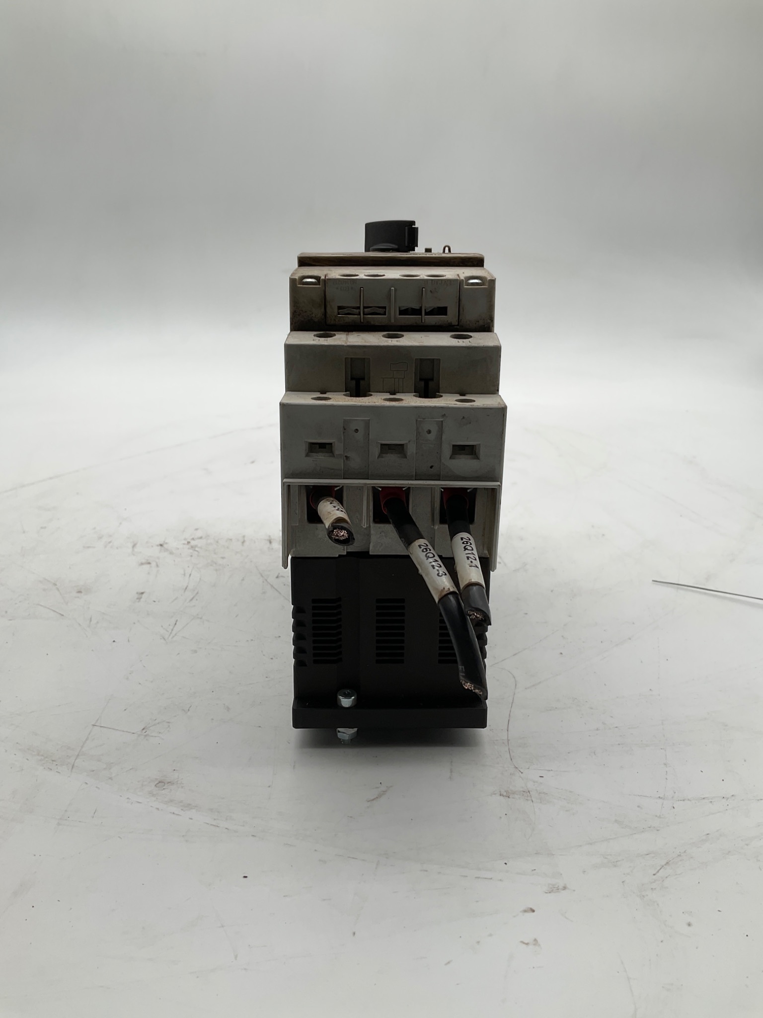 SIEMENS 3RV1041‑4KA10 Circuit Breaker USED 3