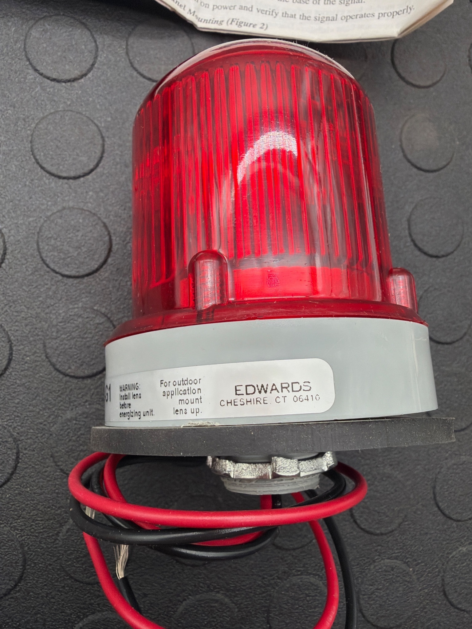 EDWARDS 104FLEDR‑G1 AdaptaBeacon 24VDC Flashing LED Red Light NEW 2