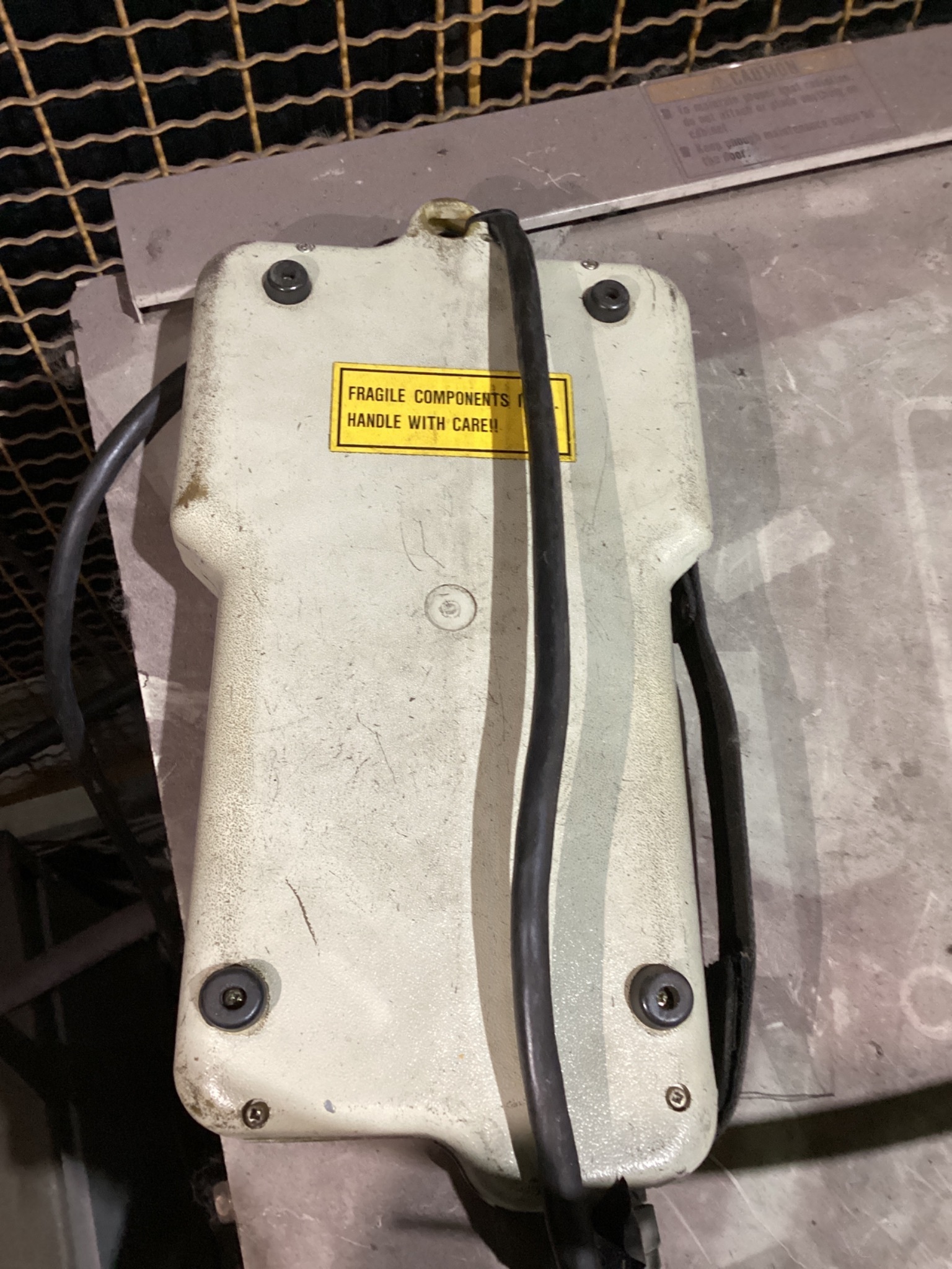 PANASONIC PerformArc PA-100 VR-005CII Robotic Welding Cell w/ Indexer USED 18