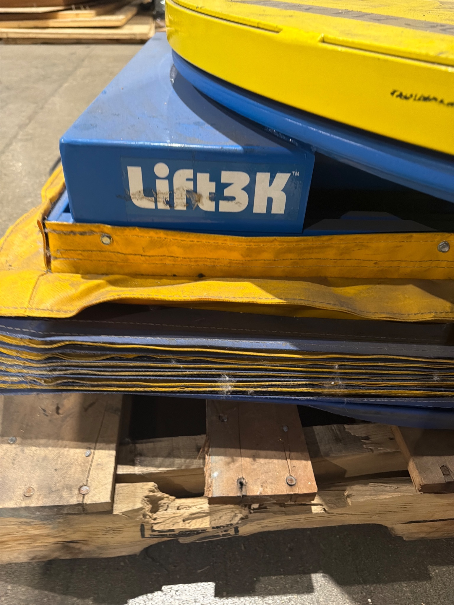 BISHAMON OPTIMUS L3K‑TT 3000lbs Pallet Positioner USED 3