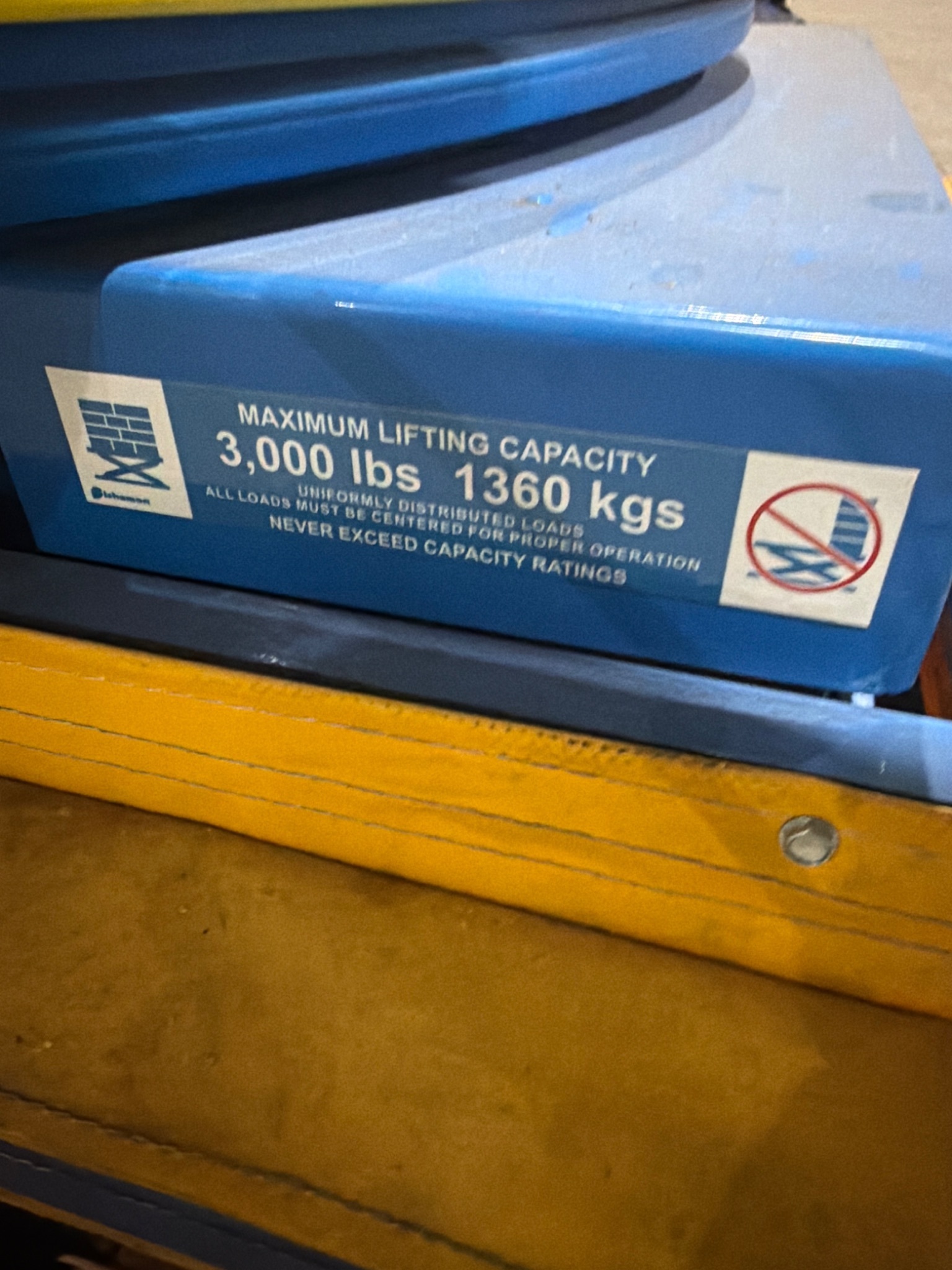 BISHAMON OPTIMUS L3K‑TT 3000lbs Pallet Positioner USED 4