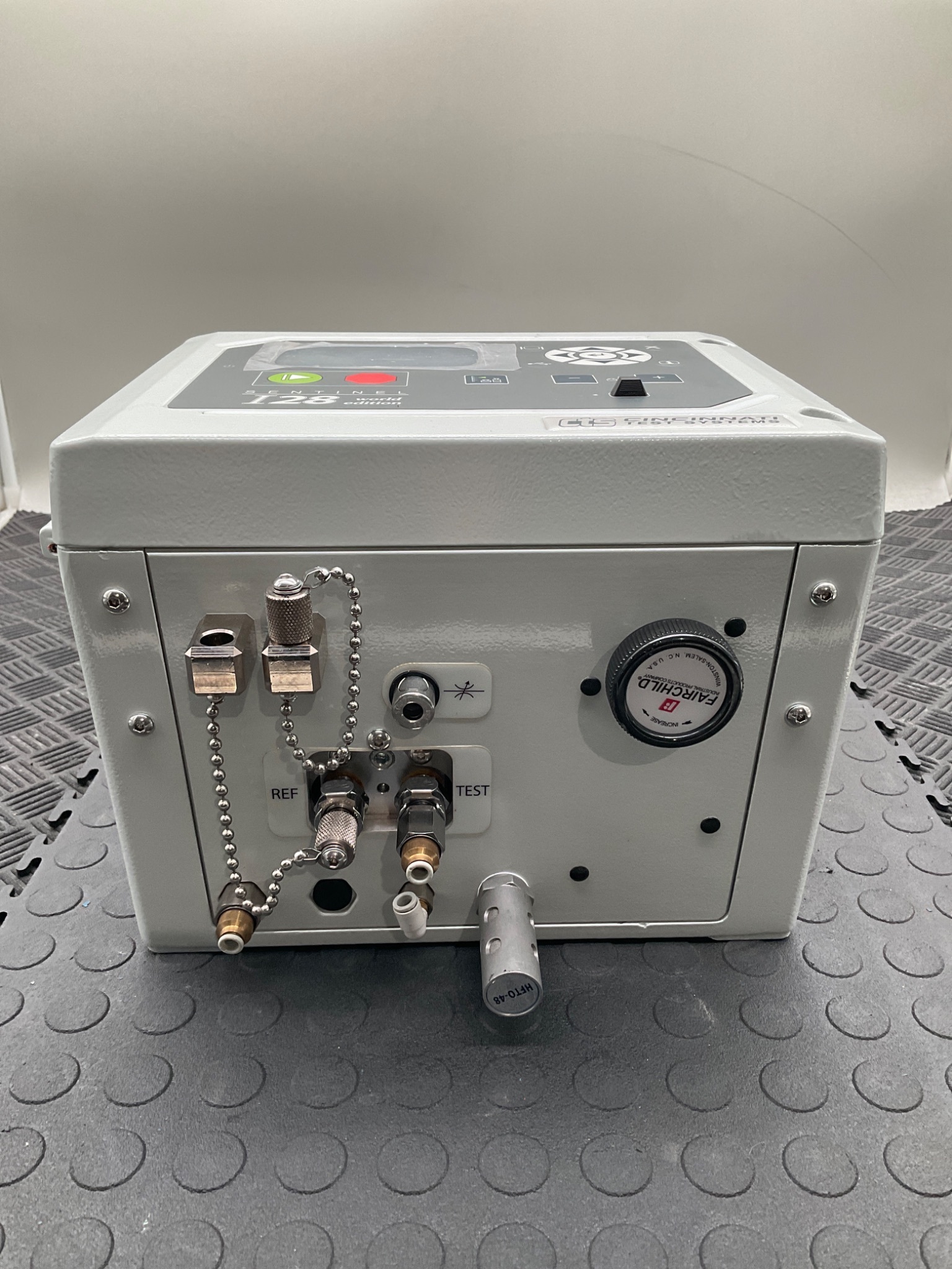 CTS I28‑045596 SENTINEL Precision Leak Test Instrument NEW 3
