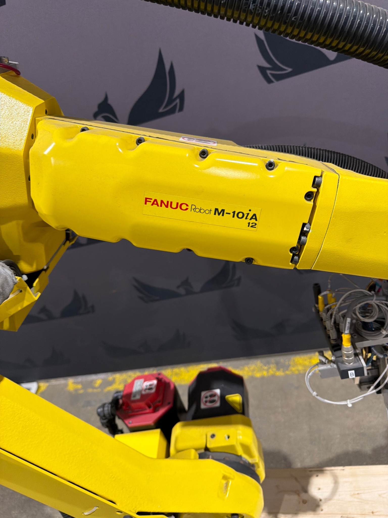 FANUC M‑10iA/12 Complete w/ R‑30iB Controller USED 6