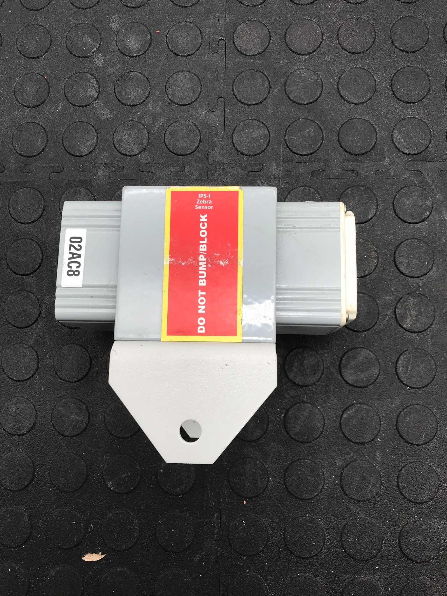 ZEBRA UWC‑1100‑A‑00AC Receiver USED 1