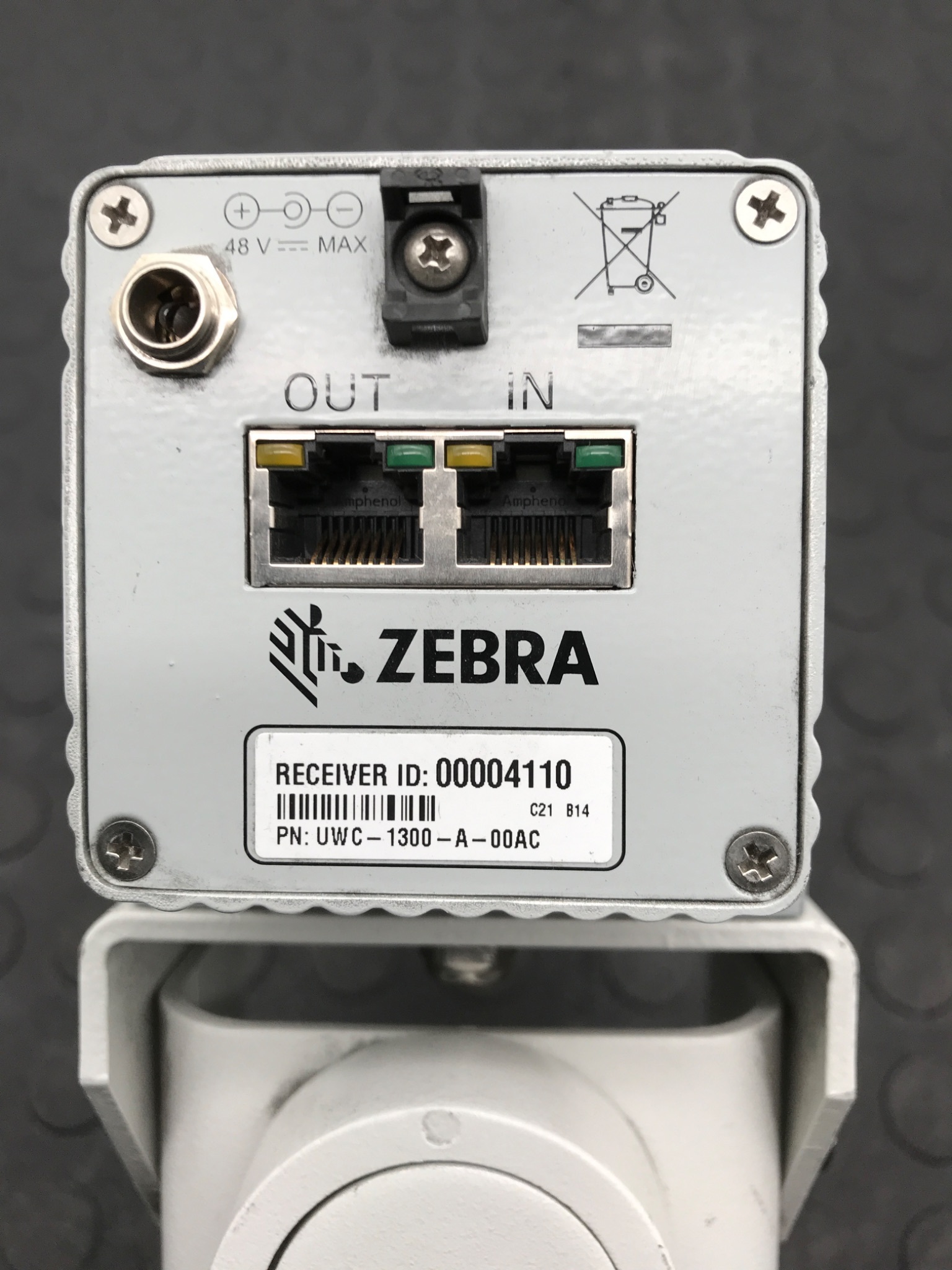 ZEBRA UWC‑1300‑A‑00AC Receiver w/ Omni Antenna USED 0