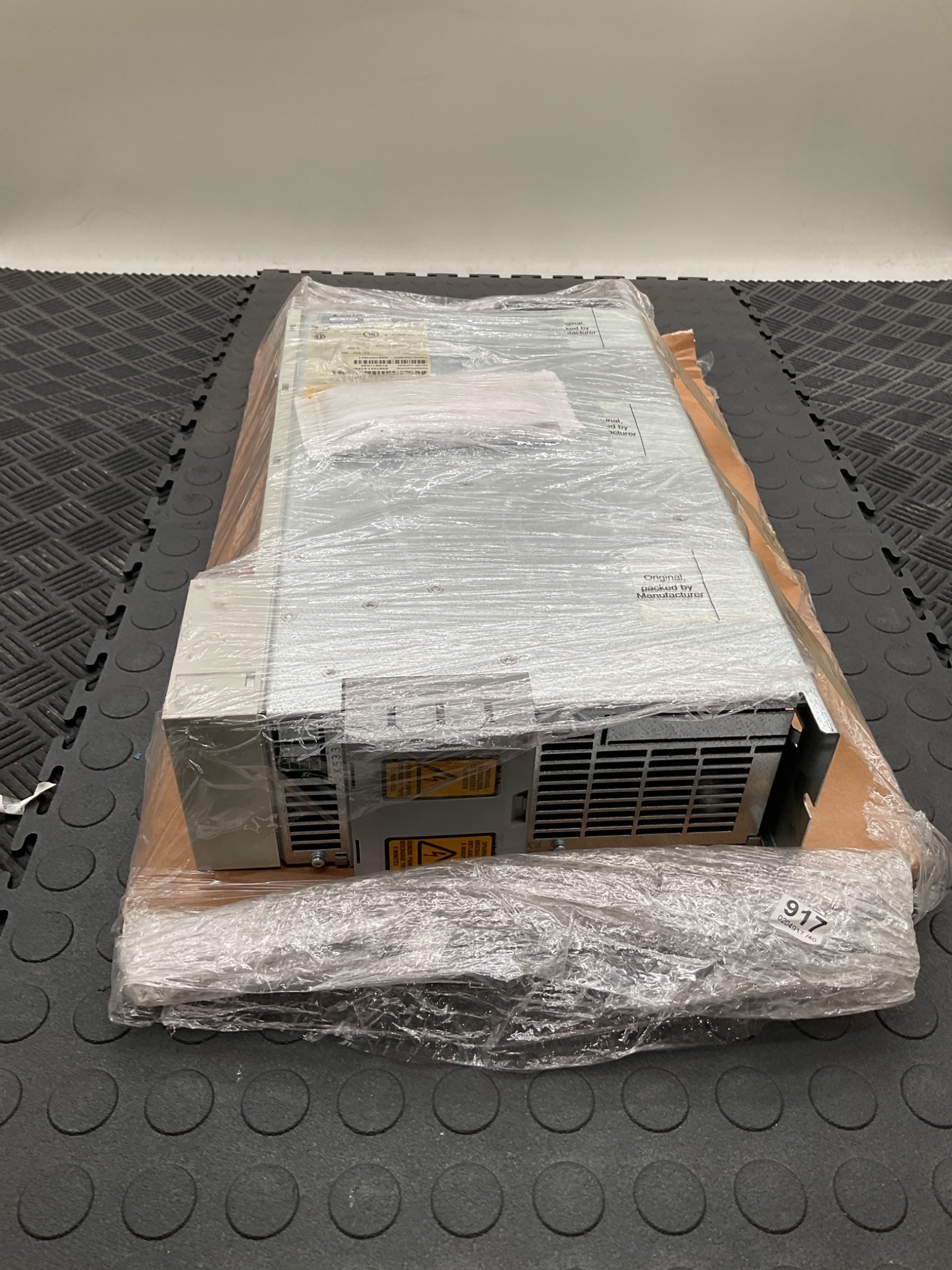 SIEMENS 6SE7021‑0TP60‑Z MASTERDRIVES VC Inverter NEW 2
