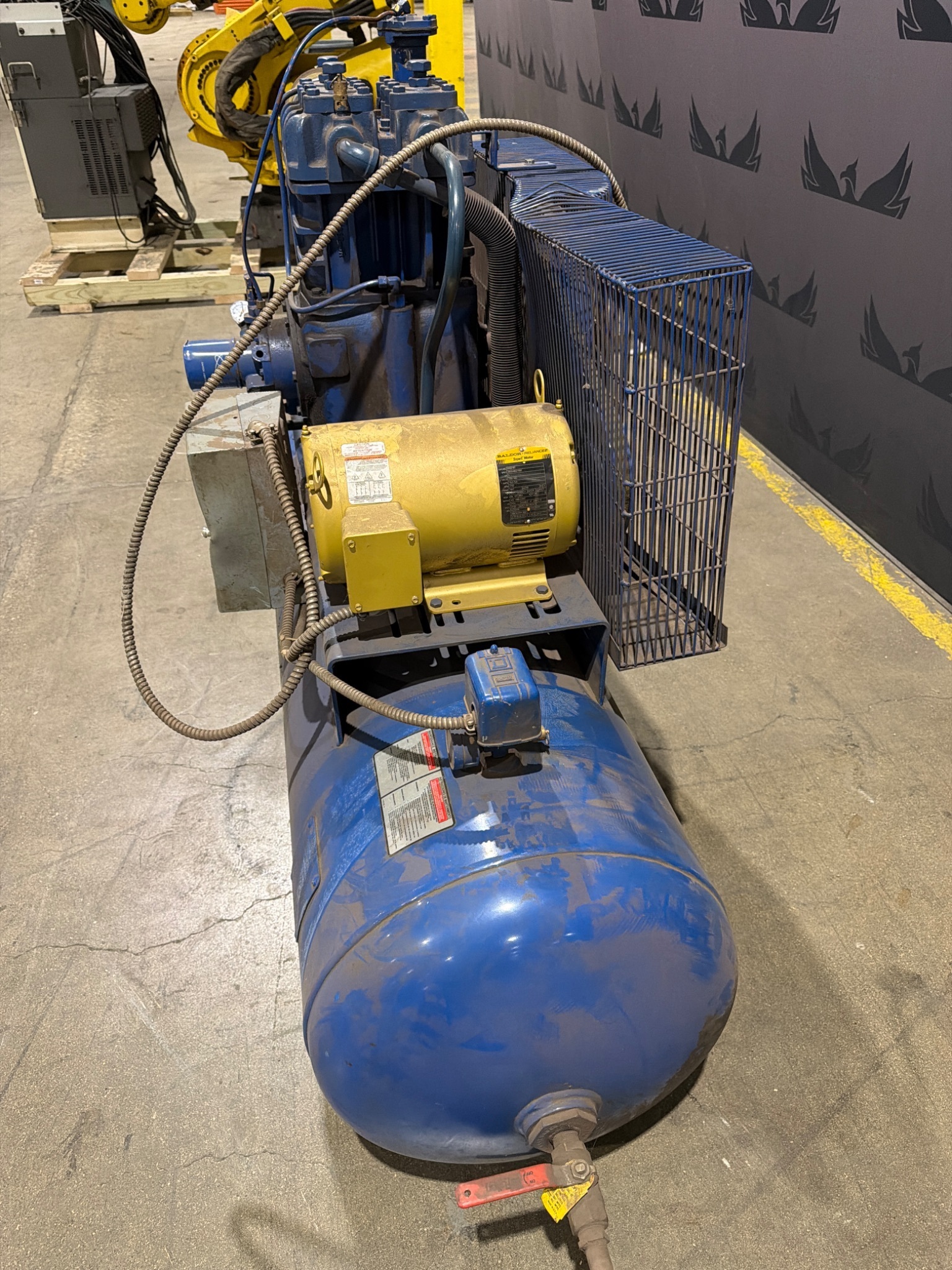 Quincy QR‑325 150919‑133 80 Gal. 5 HP Two‑Stage Air Compressor USED 6