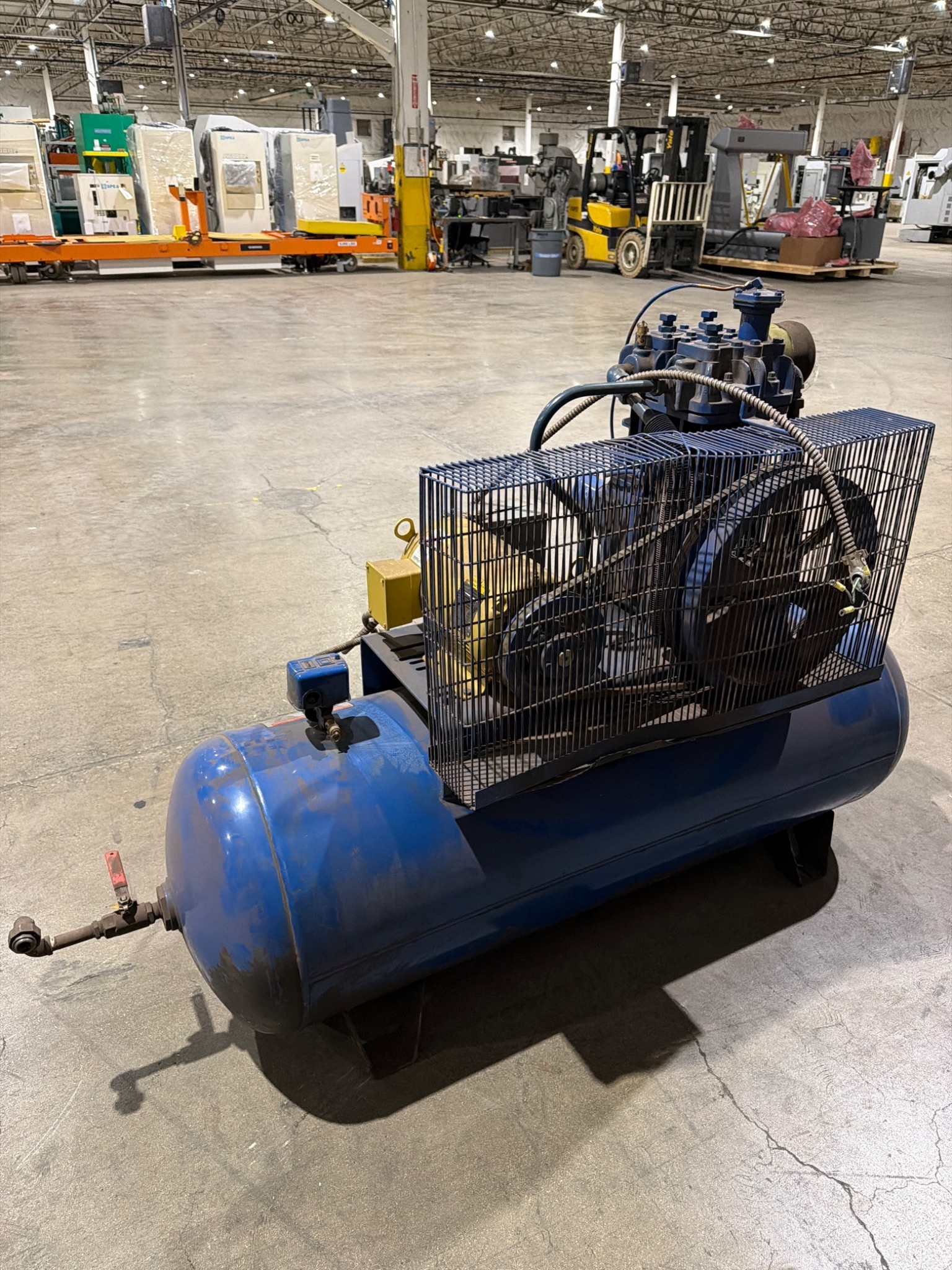 Quincy QR‑325 150919‑133 80 Gal. 5 HP Two‑Stage Air Compressor USED 8