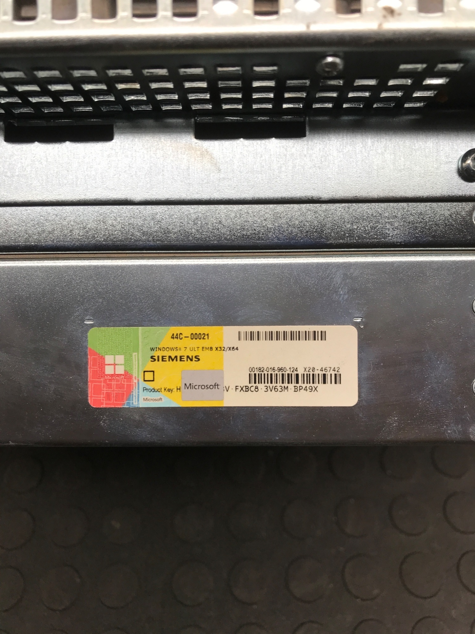 SIEMENS 6AV7260‑2GM41‑0BX6 SIMATIC IPC677D 22" Touch Panel USED 7