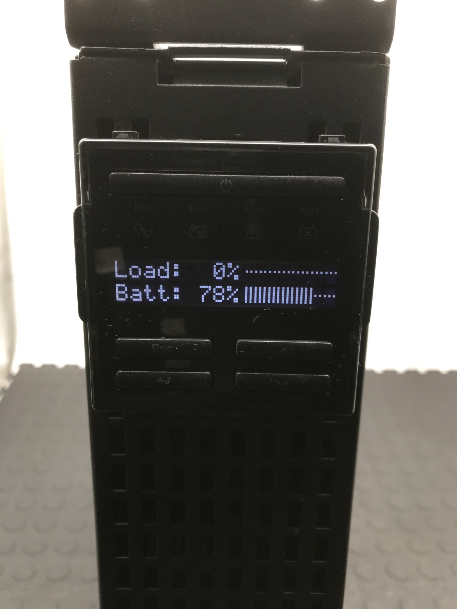 APC SMX1000 Smart‑UPS X 1000VA Rack/Tower LCD 120V USED 0