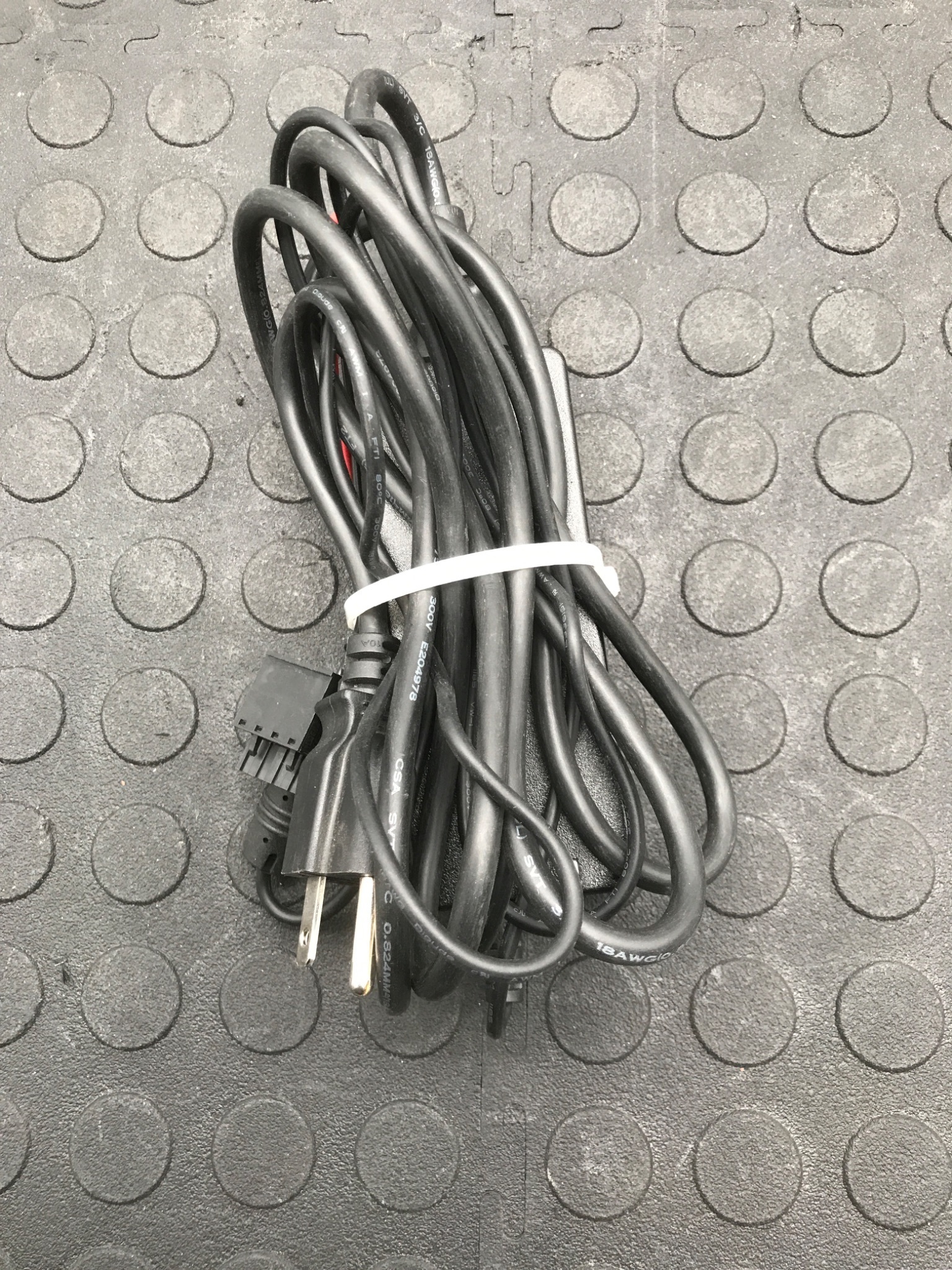 MEAN WELL GST60A24‑P1J AC/DC Switching Adapter USED 1