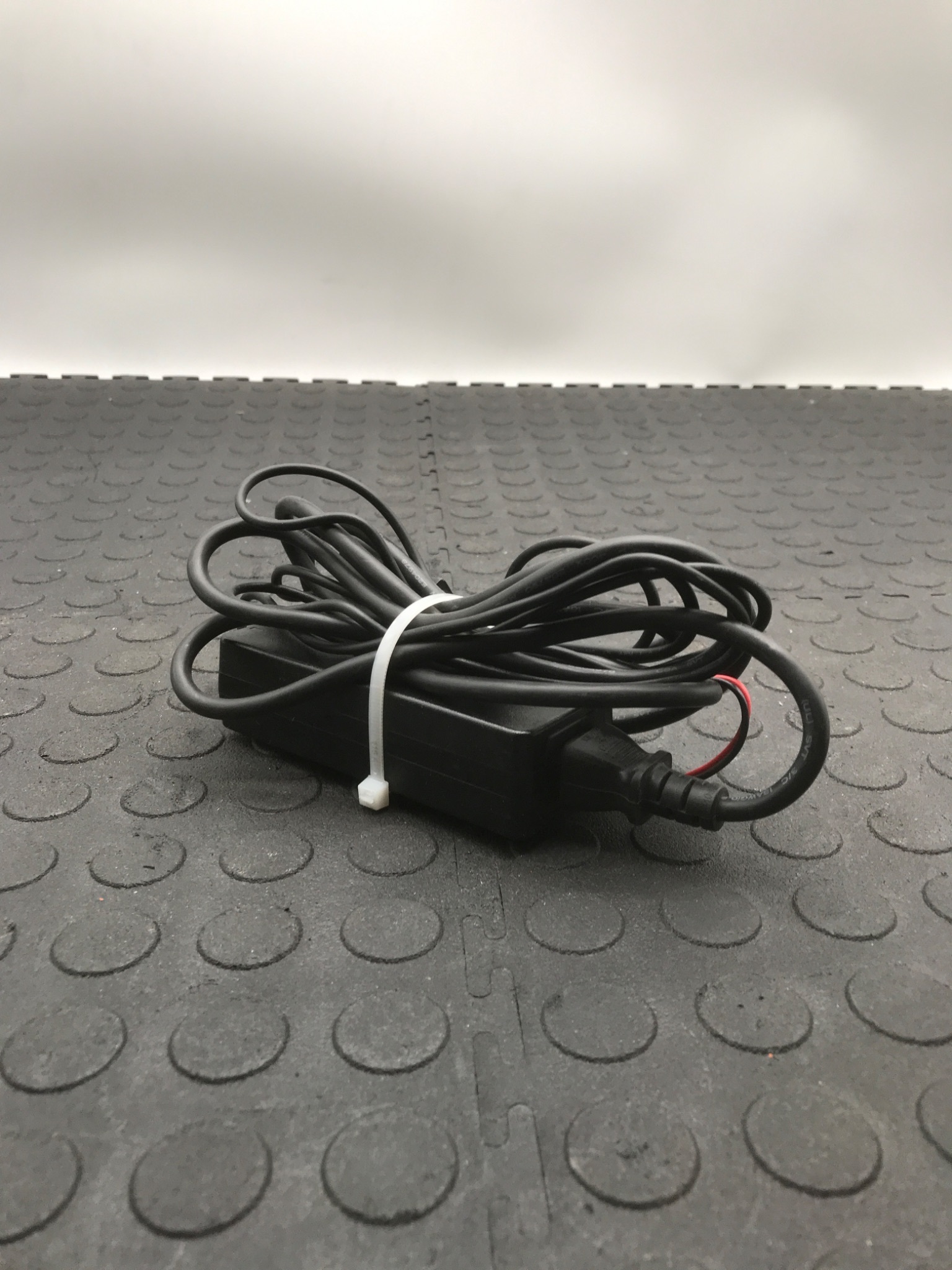 MEAN WELL GST60A24‑P1J AC/DC Switching Adapter USED 2