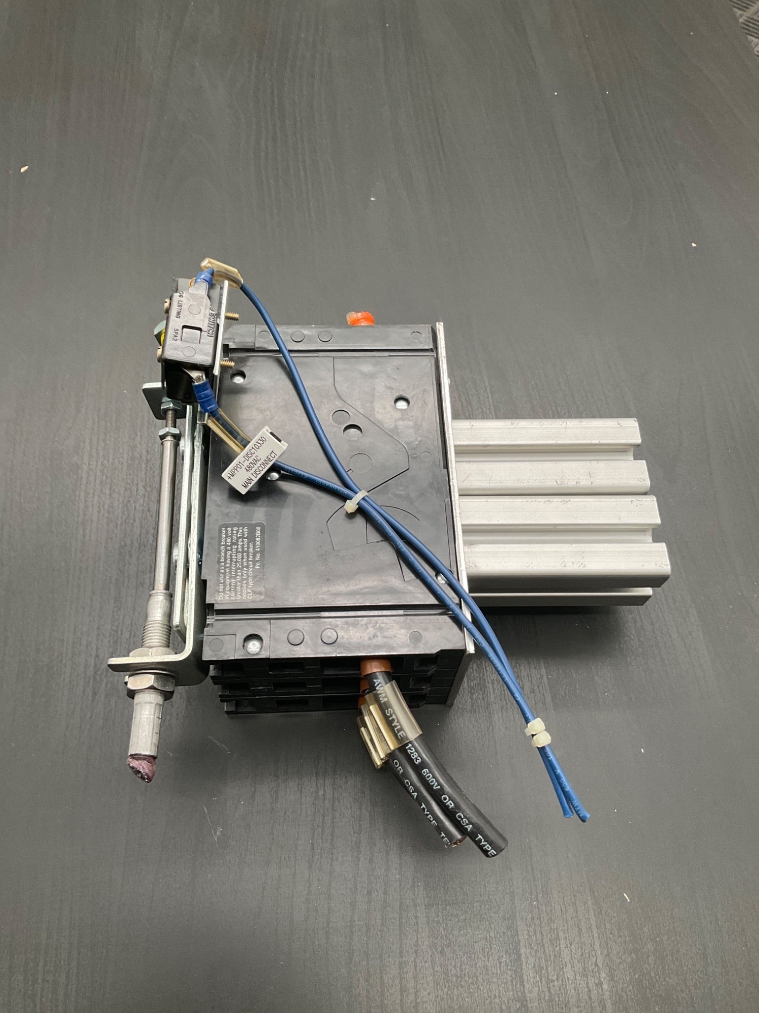 SIEMENS ED63B060 Sentron Series 60A 600V Circuit Breaker USED 2