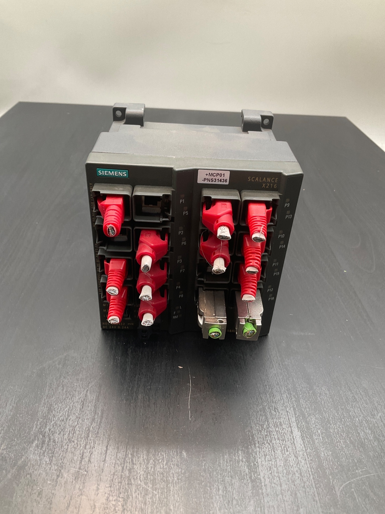 SIEMENS 6GK5216‑0BA00‑2AA3 SCALANCE X216 Industrial Ethernet Switch USED 1