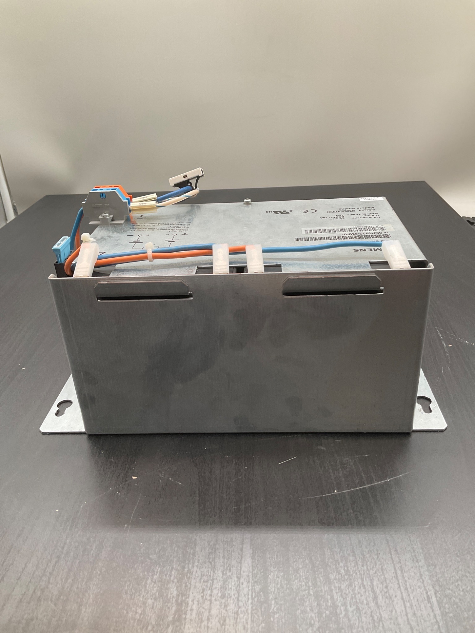 SIEMENS 6EP1935‑6MF01 Lead Battery Pack USED 3