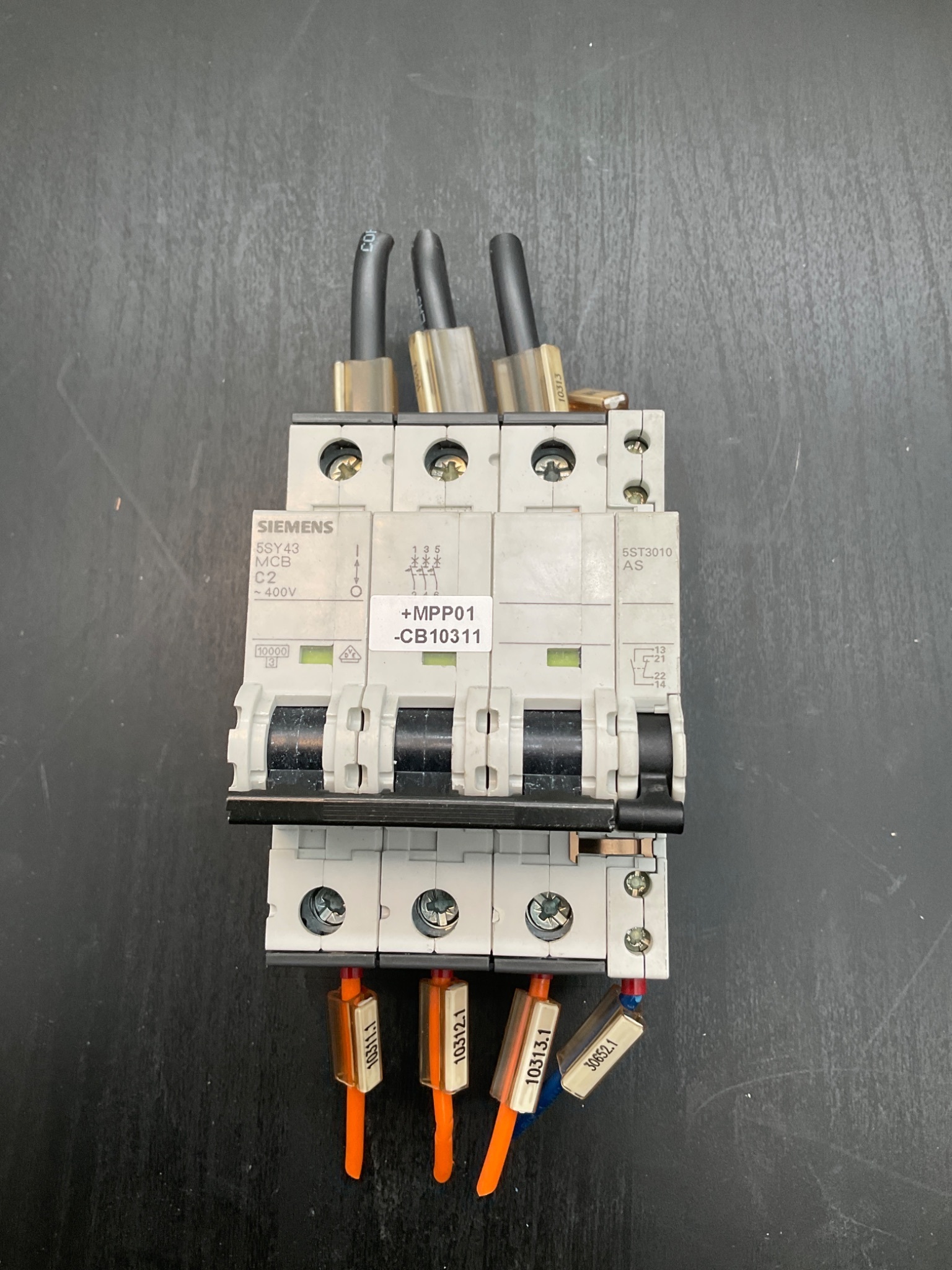 SIEMENS 5SY4302‑7 MCB C2 3‑Pole 400V Circuit Breaker USED 0