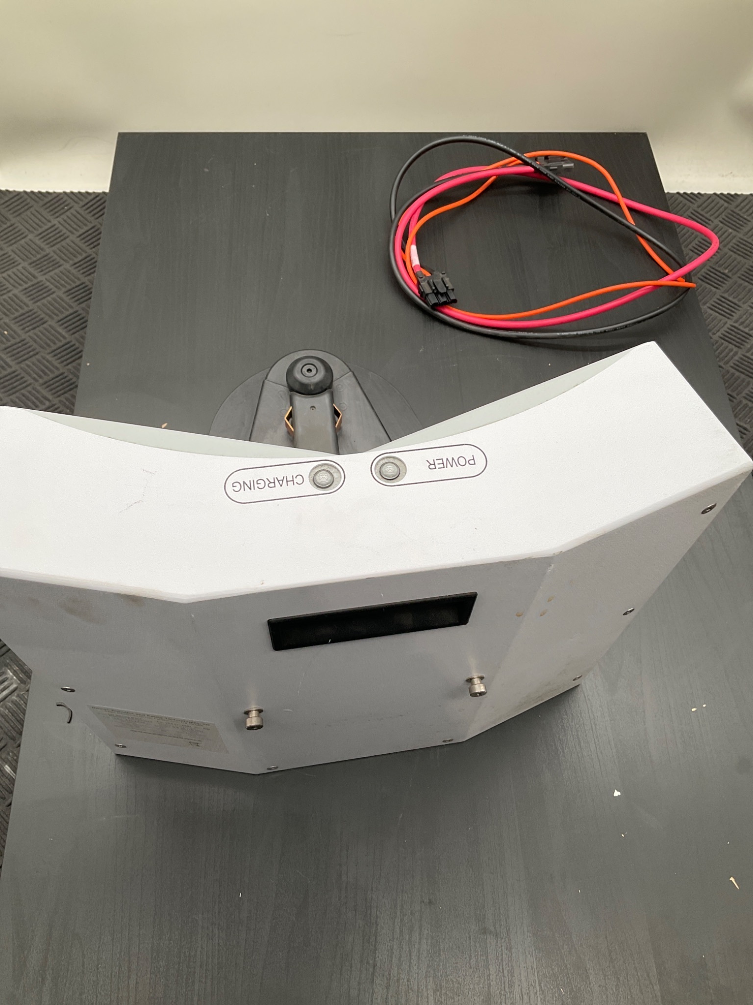 OMRON 12477‑000 LD Series AMR Dock USED 1